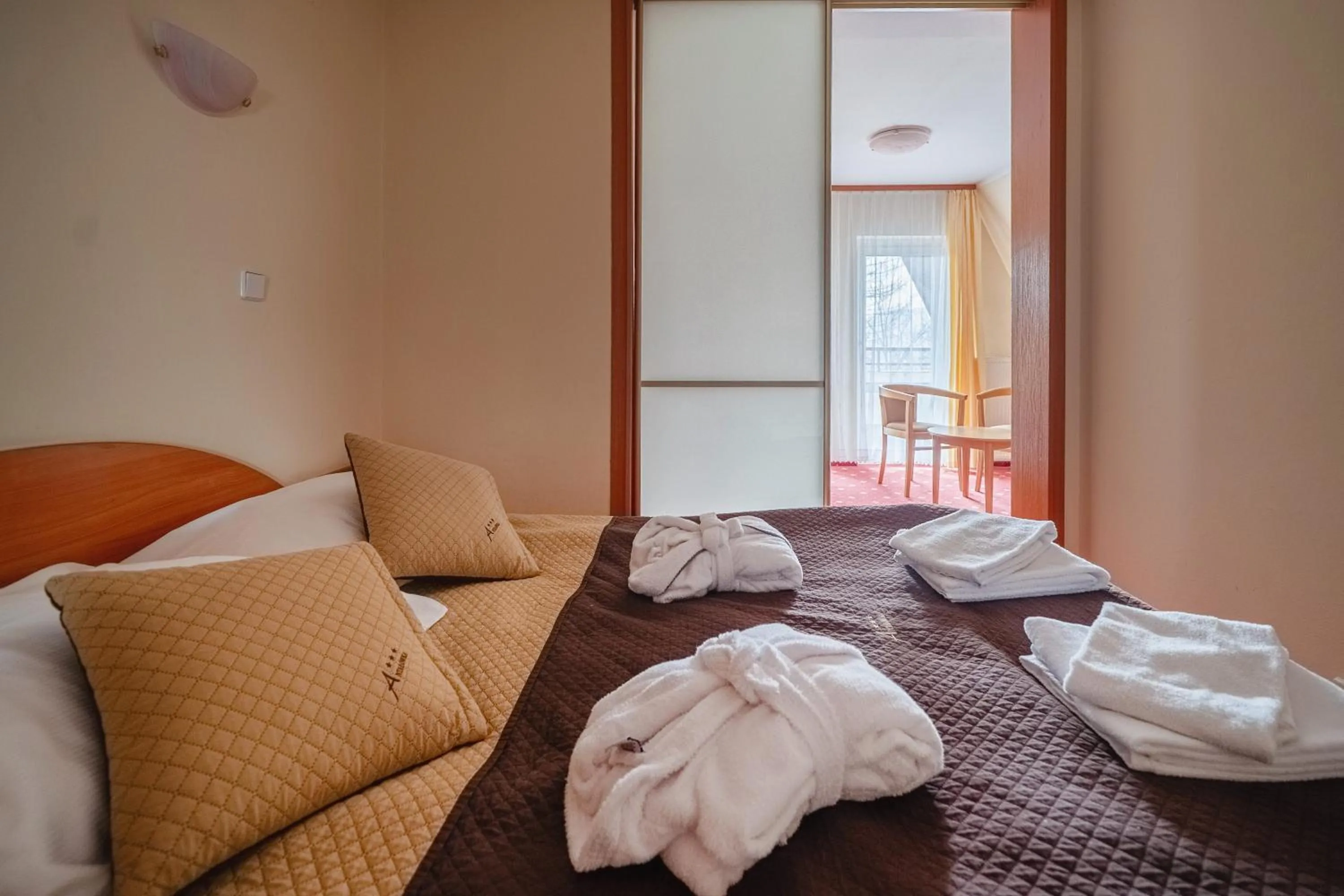 Bed in Kompleks Antałówka Termy & Med