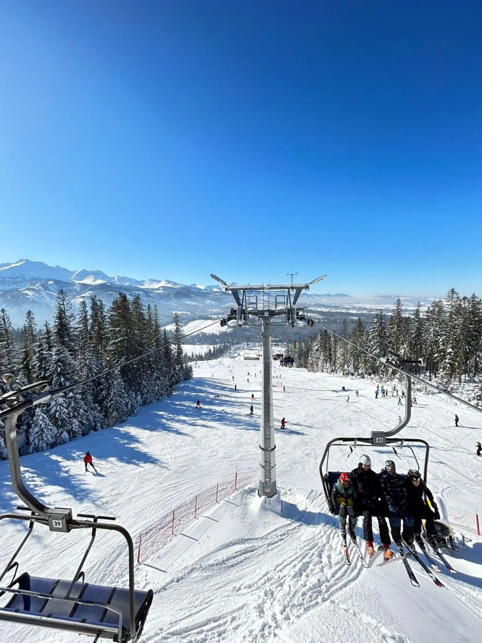 Day in Zespół Tatry - Hotel Tatry i Budynek Turystyczny