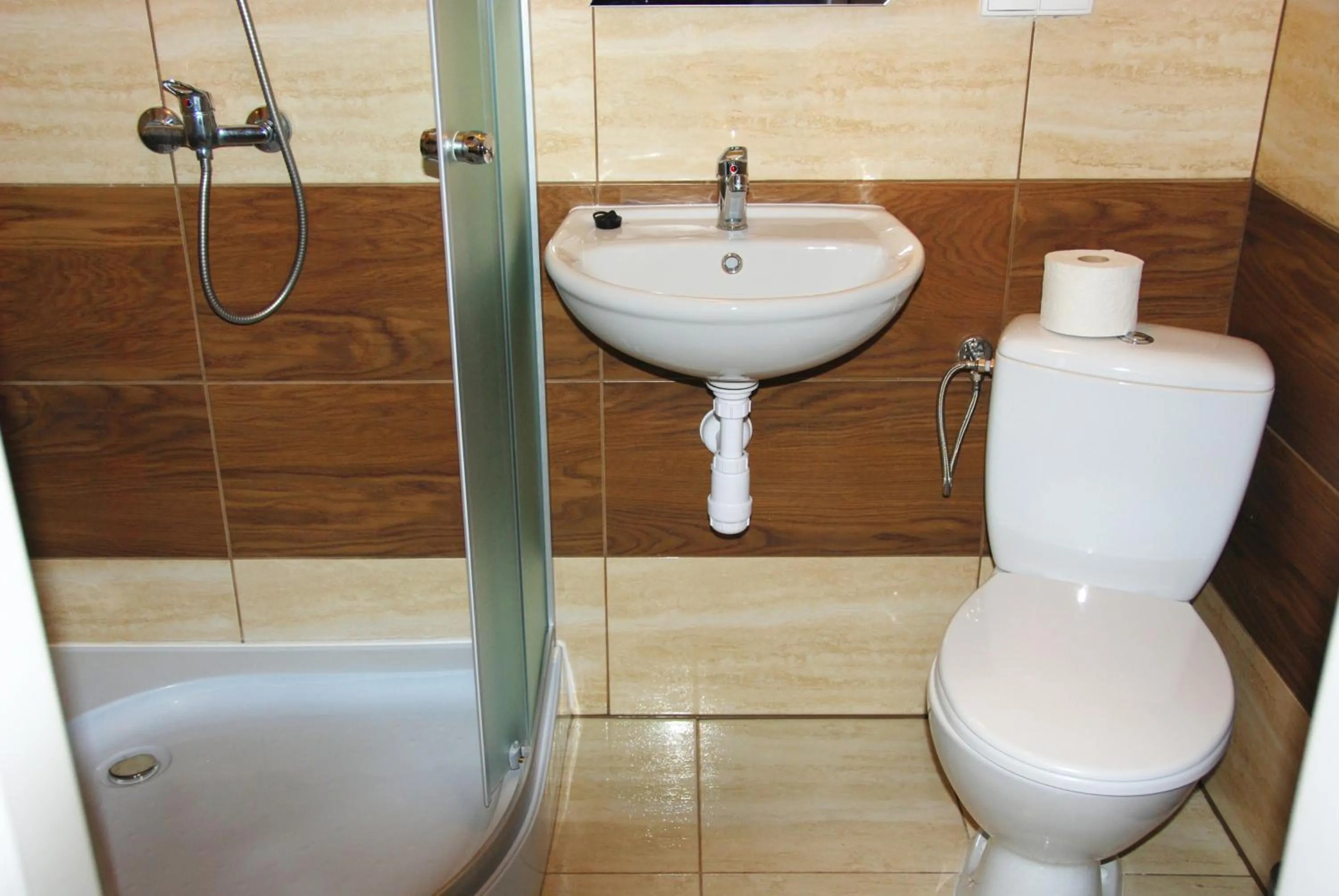 Shower in Zespół Tatry - Hotel Tatry i Budynek Turystyczny