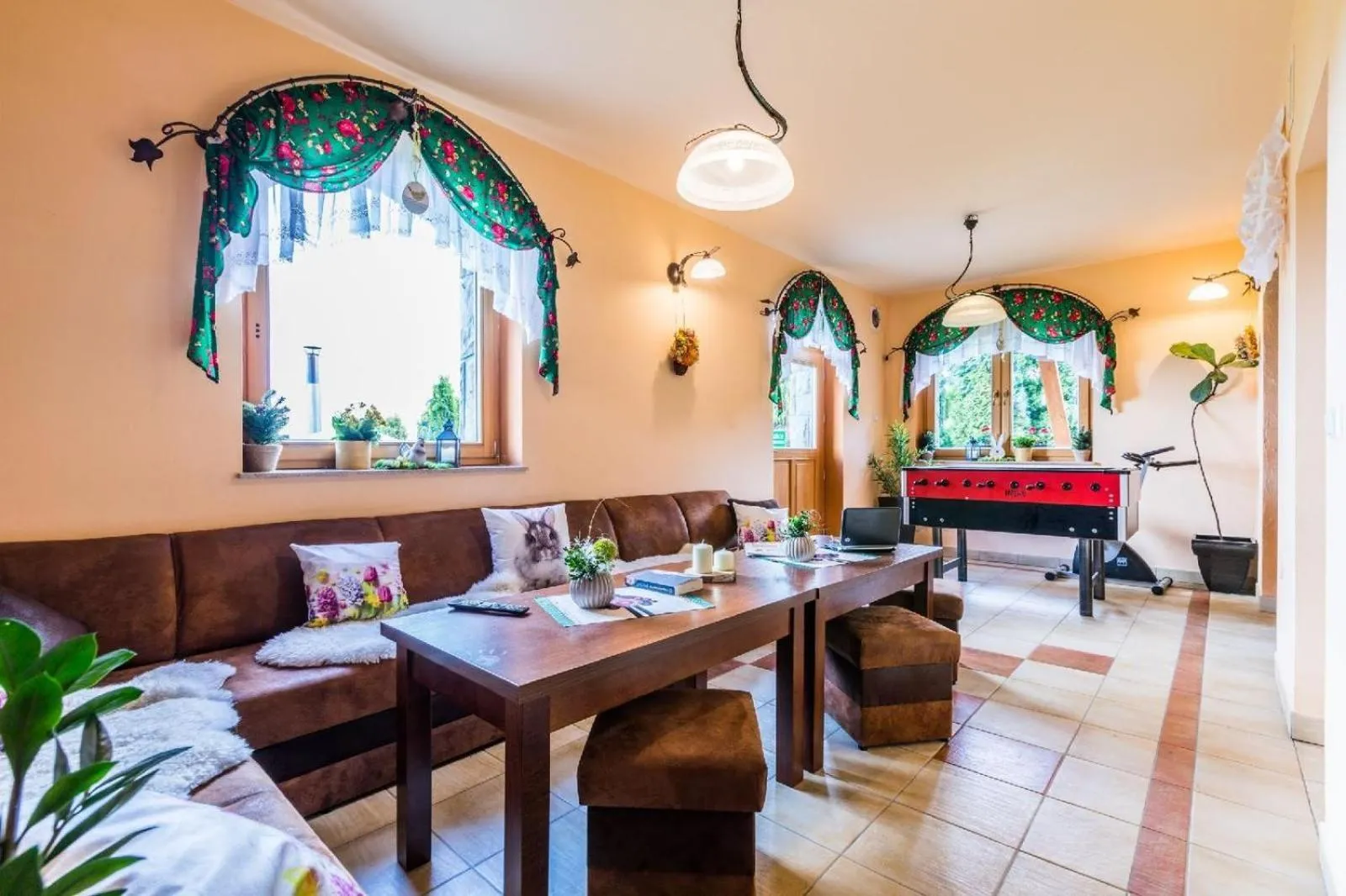 Communal lounge/ TV room in Willa Cetynka