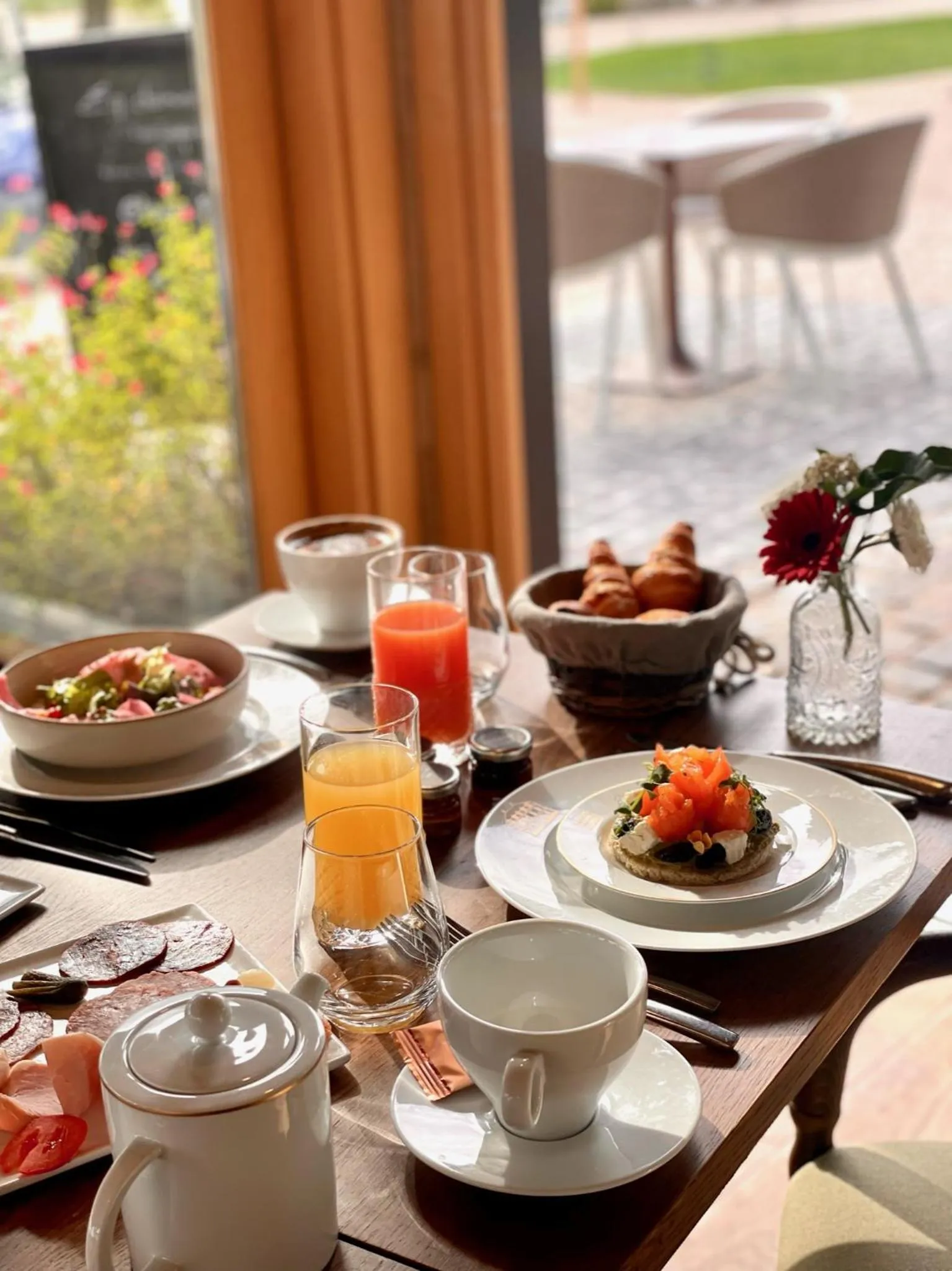 Restaurant/places to eat in Domaine Du Roncemay - Hôtel, Restaurants, Spa & Golf