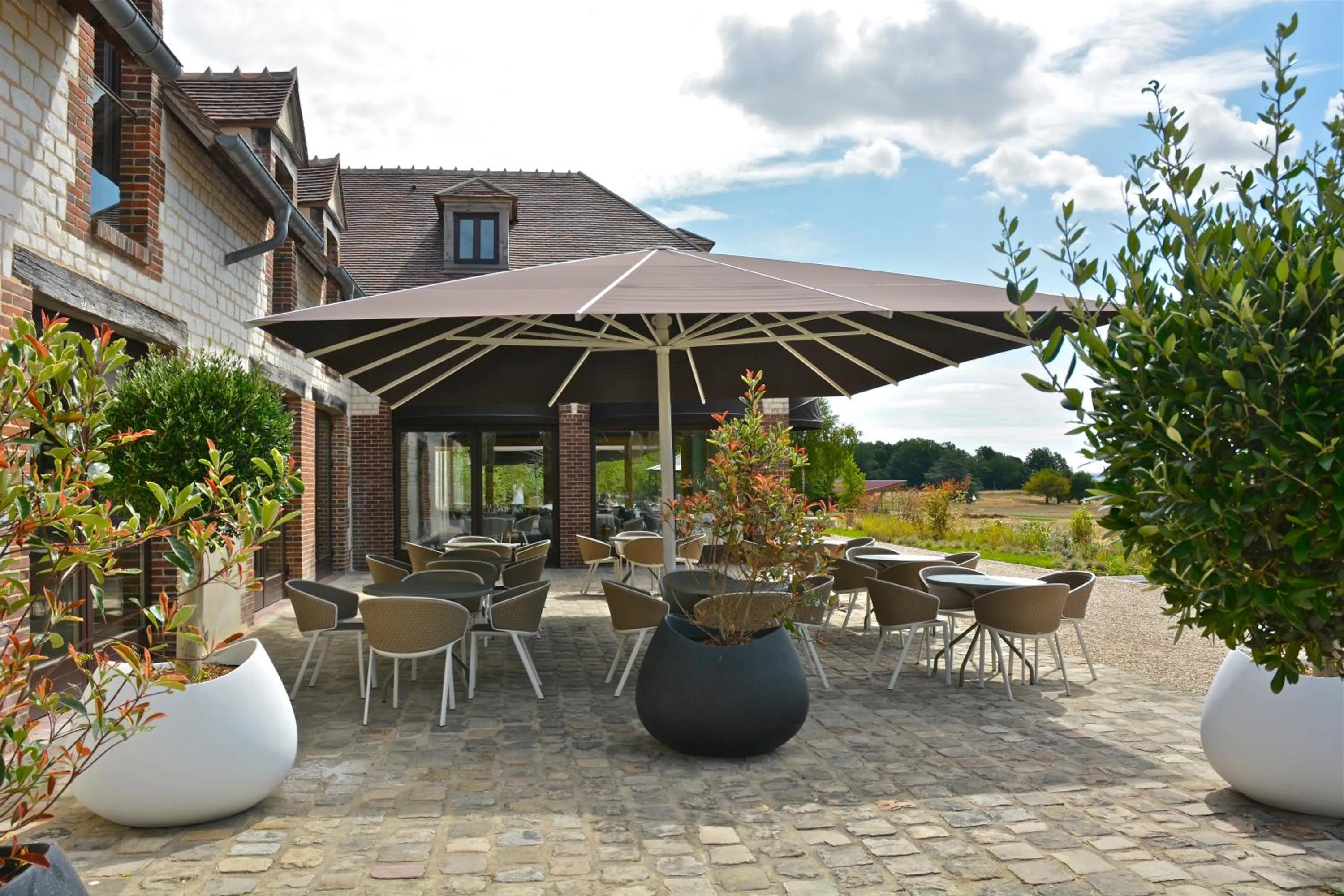 Balcony/Terrace in Domaine Du Roncemay - Hôtel, Restaurants, Spa & Golf