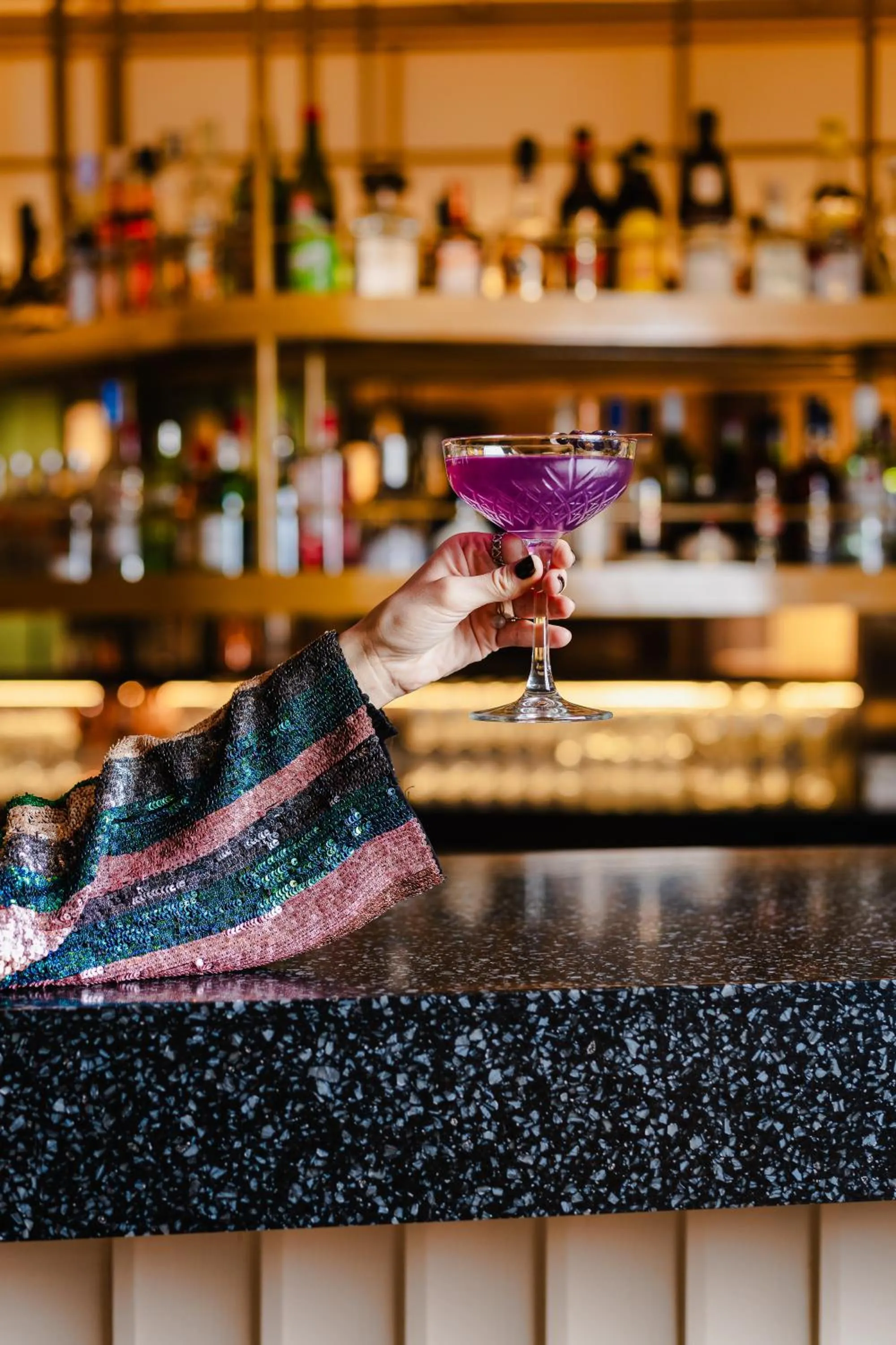 Lounge or bar in Pullman Santiago El Bosque