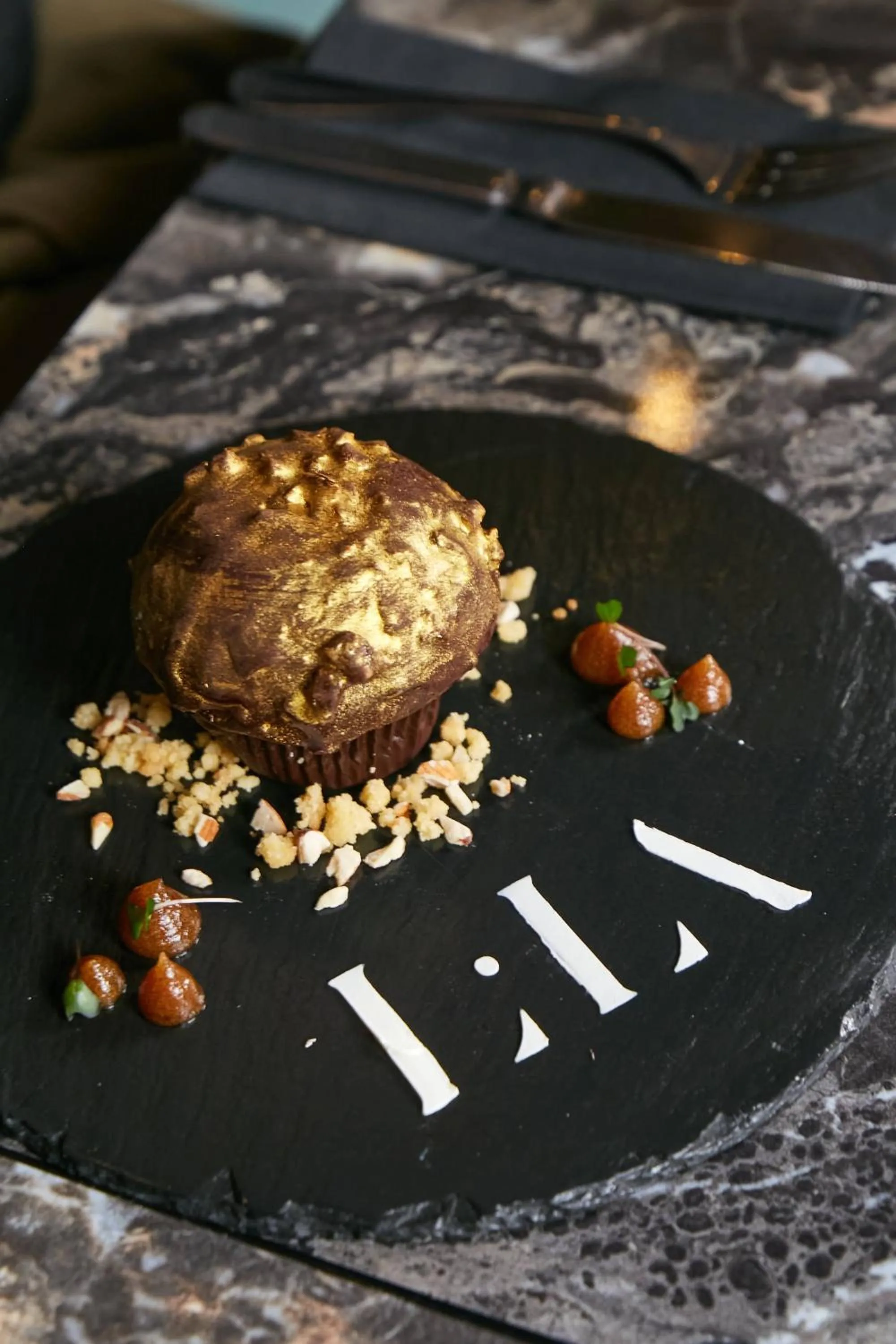 Restaurant/places to eat in Pullman Santiago El Bosque