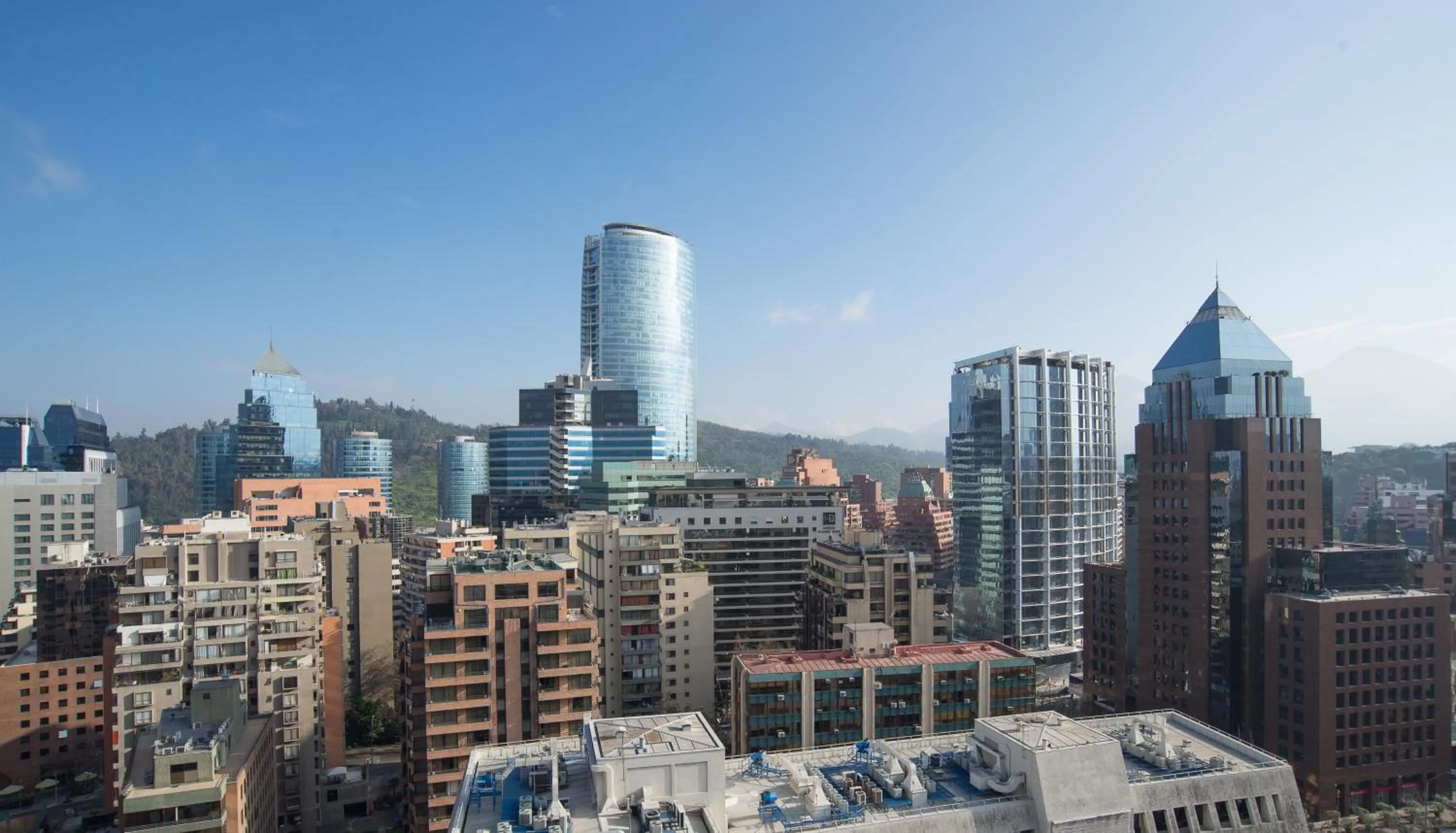 Day in Pullman Santiago El Bosque