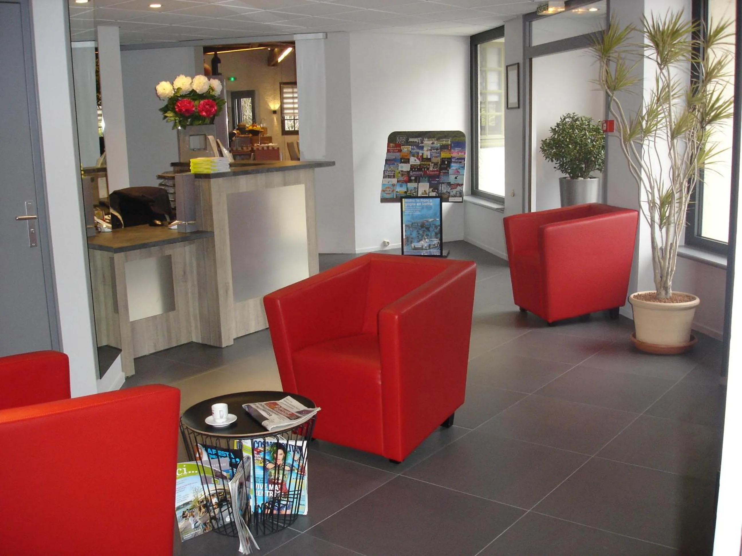 Lobby or reception in Hotel-Restaurant Du Lac