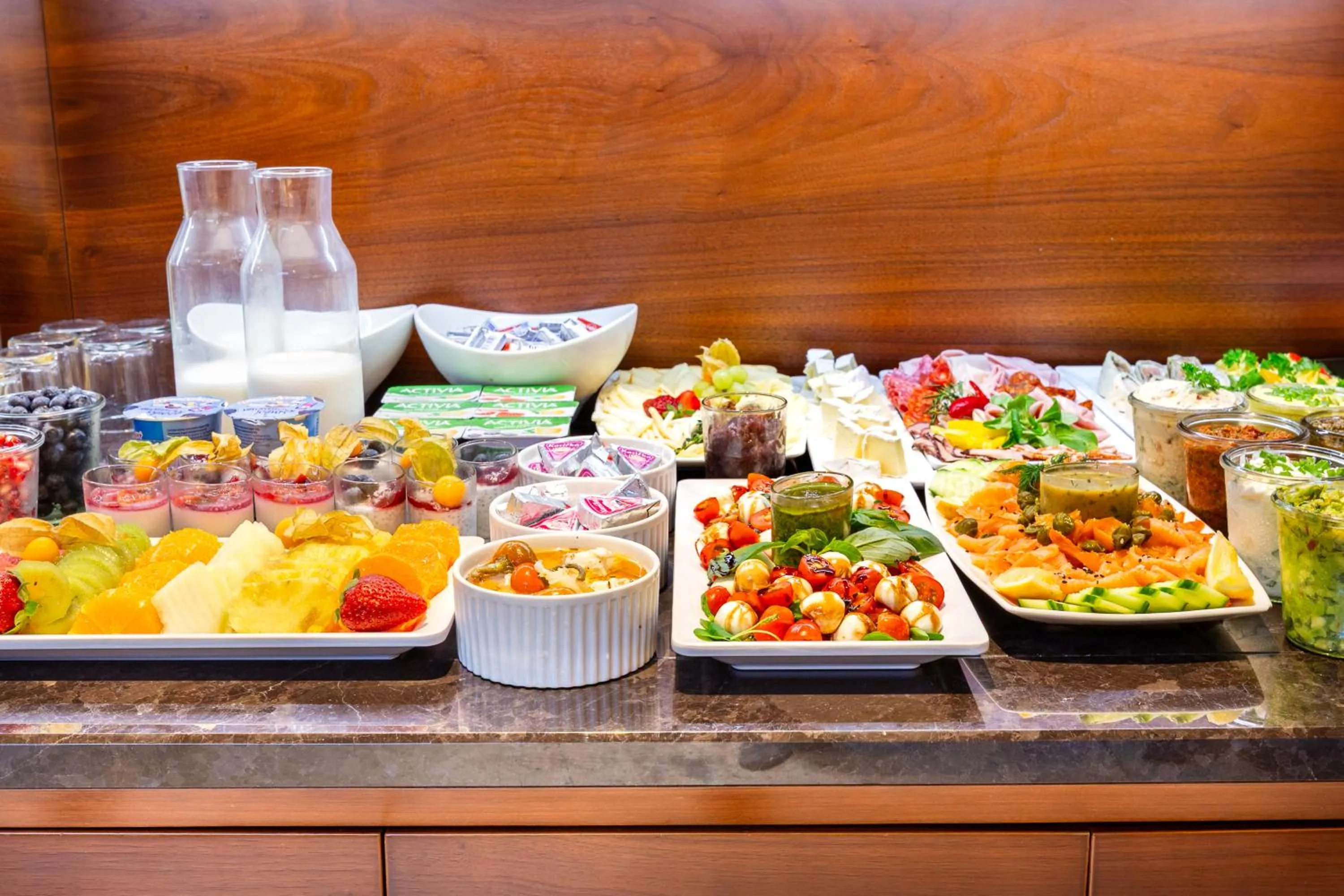 Breakfast in Roset Hotel & Residence