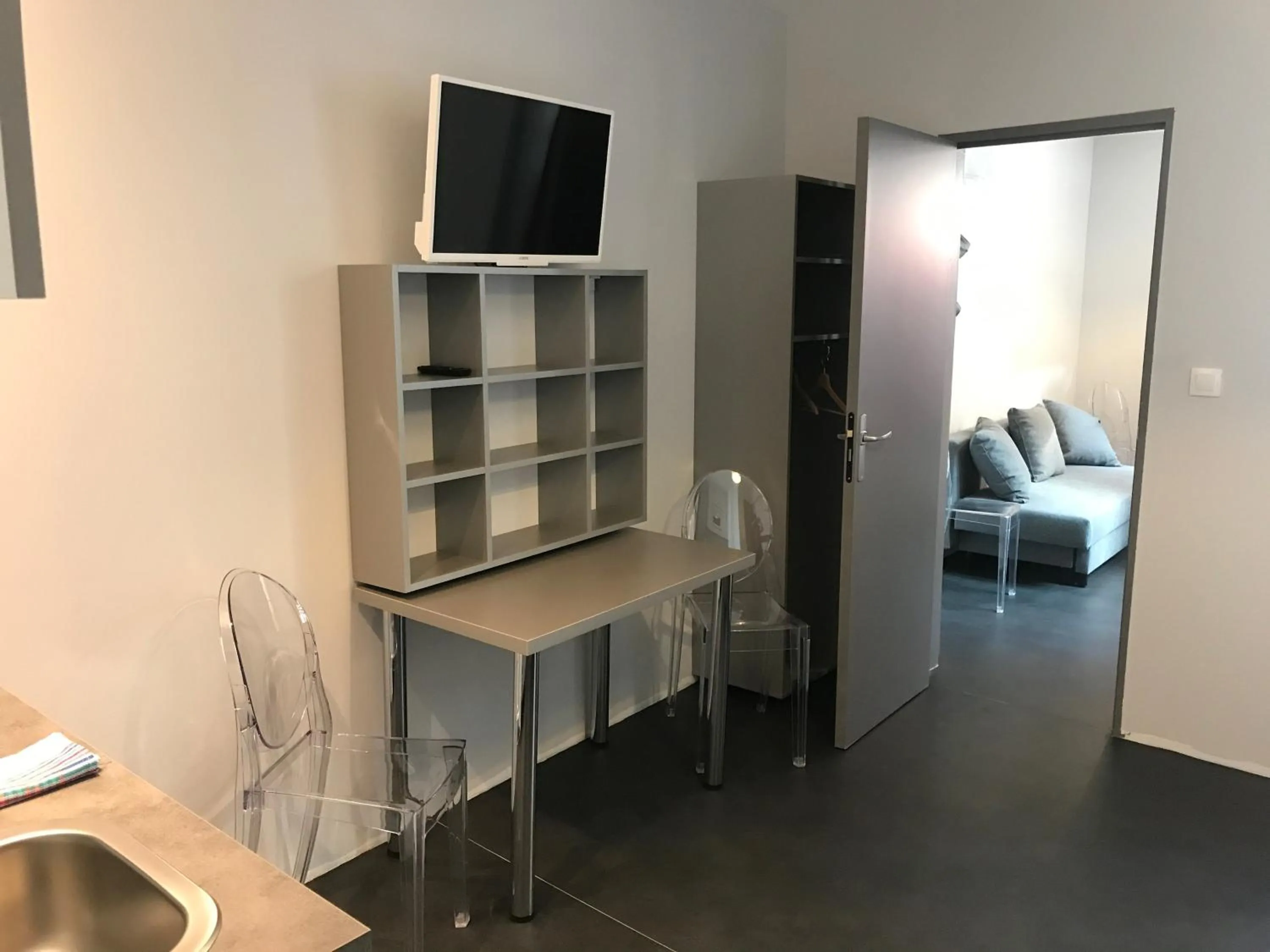 Seating area in SmartAppart Troyes