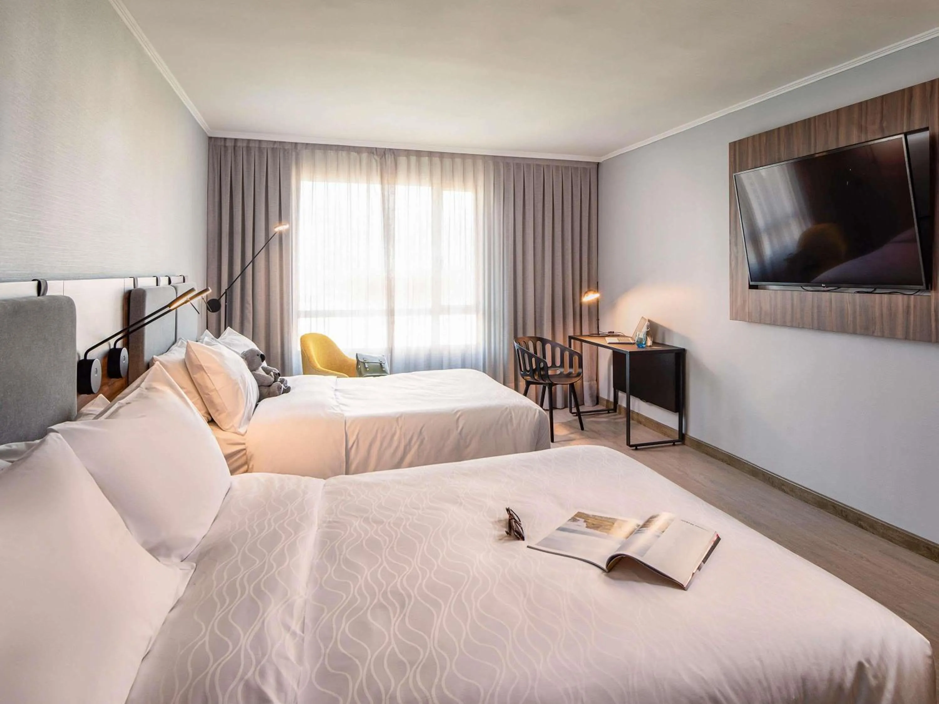 Bedroom, Bed in Novotel Santiago Las Condes