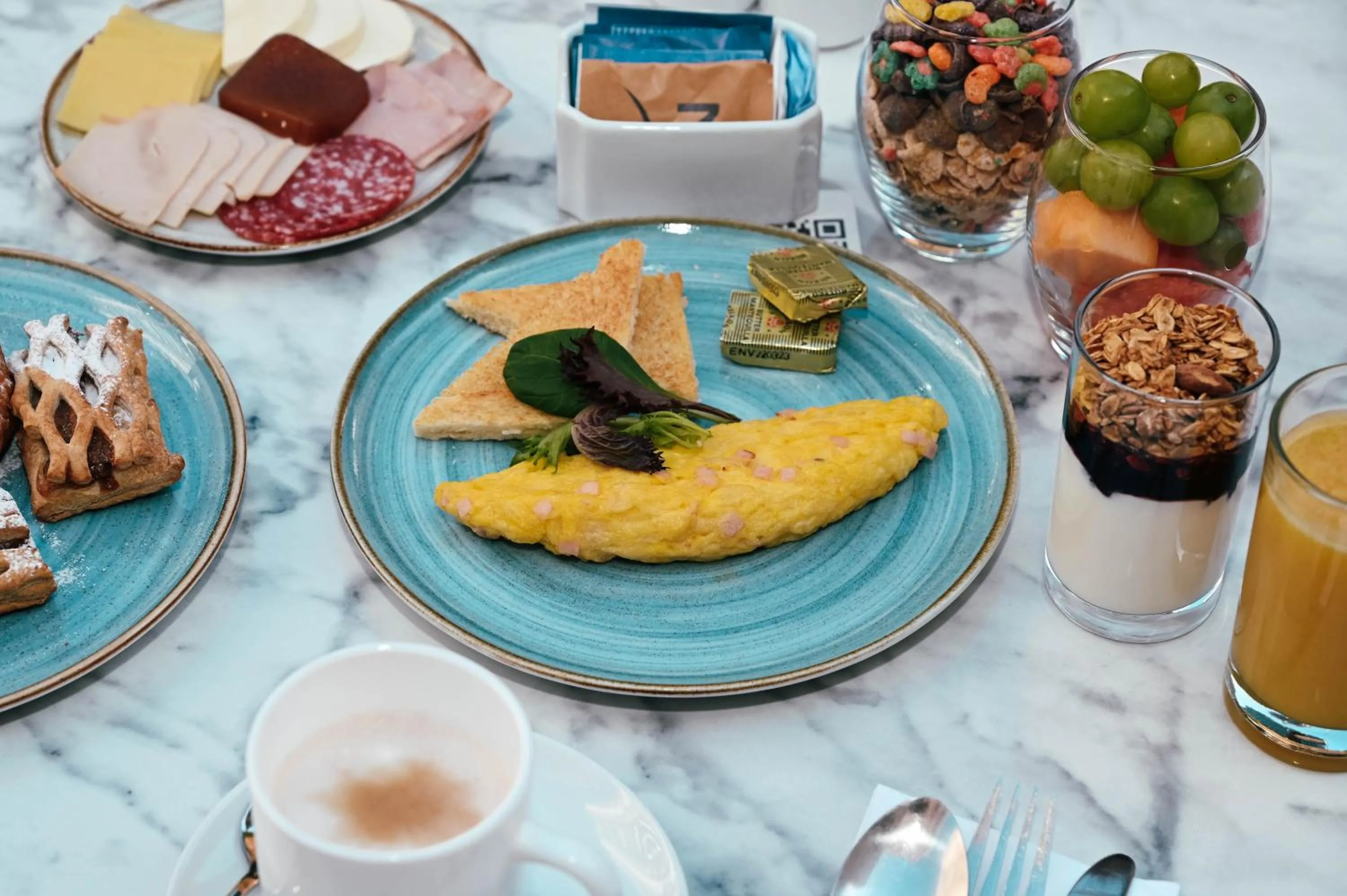 Restaurant/places to eat in Novotel Santiago Las Condes