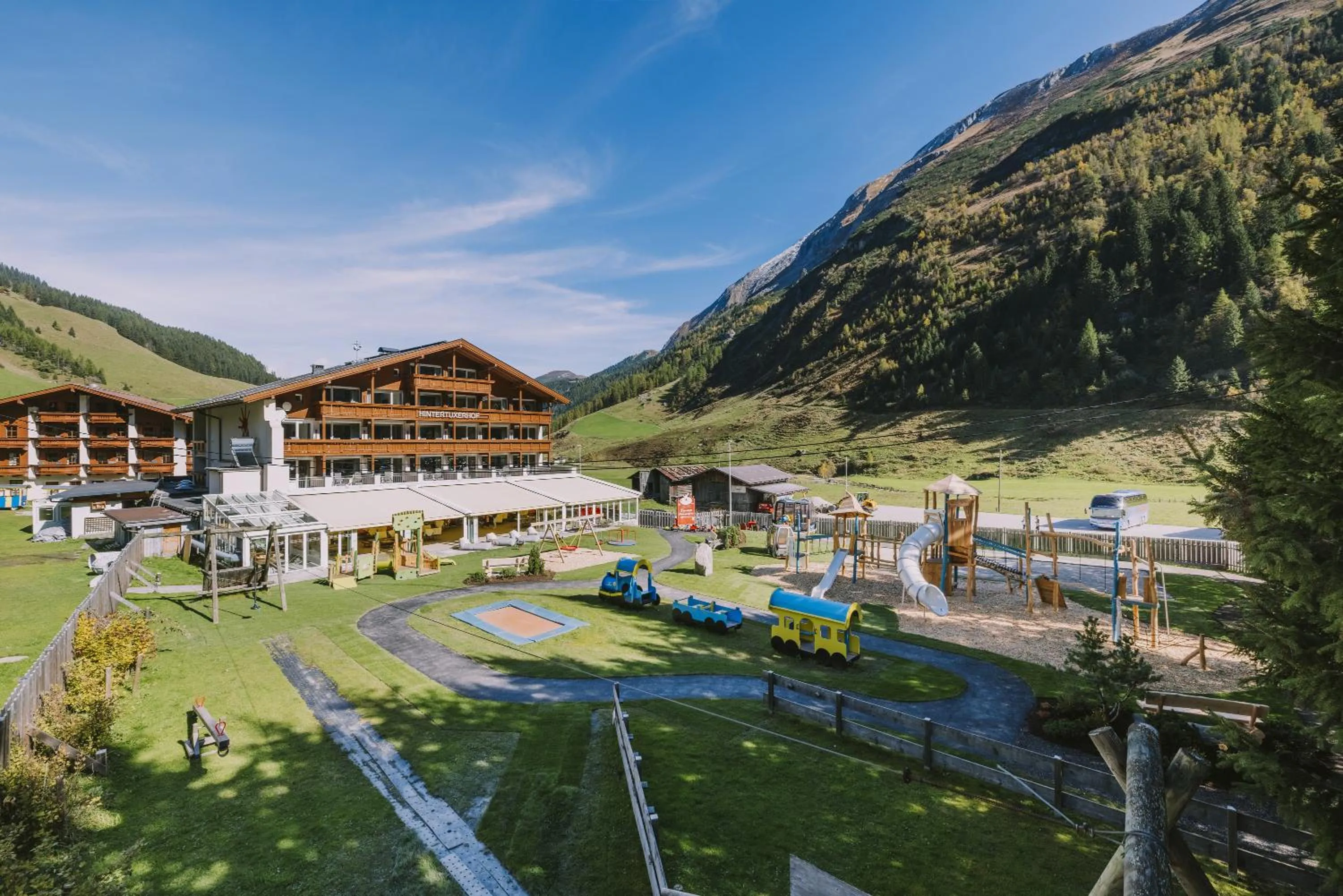 Property building in Kinder- & Gletscherhotel Hintertuxerhof