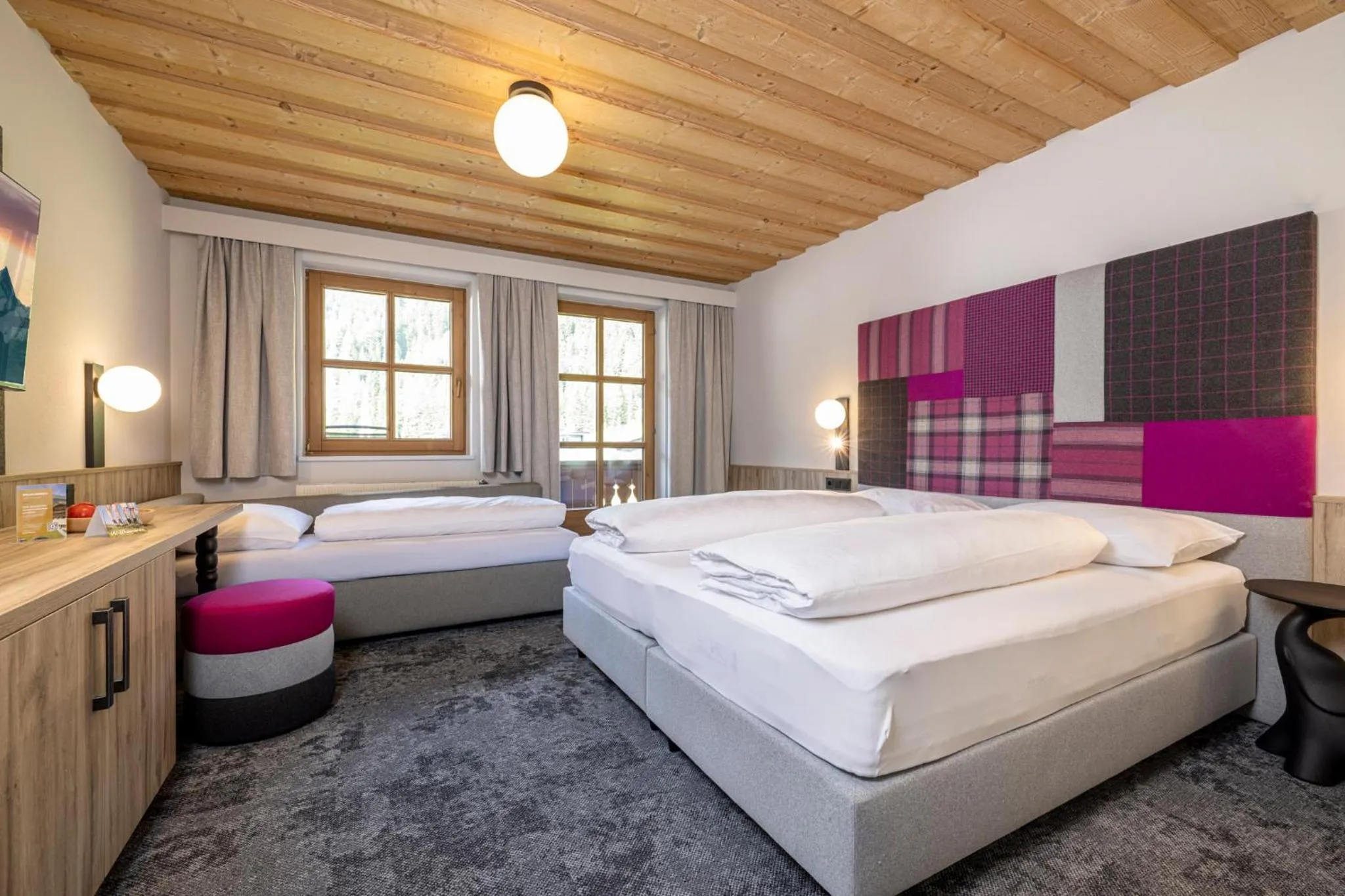 Bed in Kinder- & Gletscherhotel Hintertuxerhof