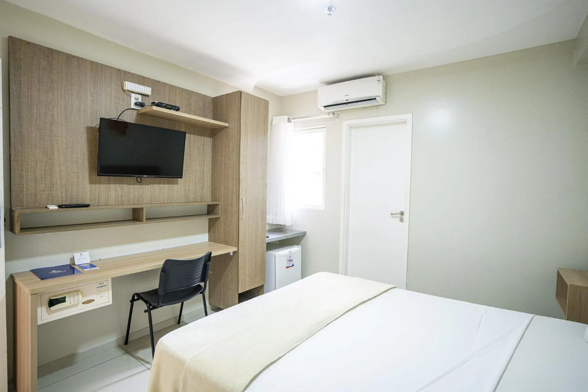 Bed in Hotel Ilha Costeira