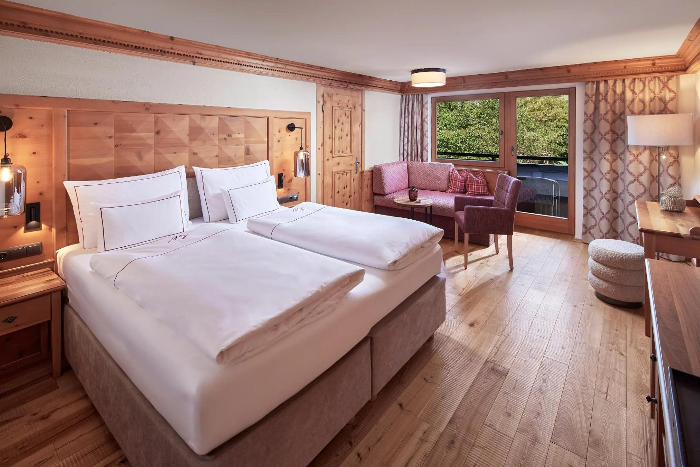 Bed in Der Böglerhof - pure nature spa resort