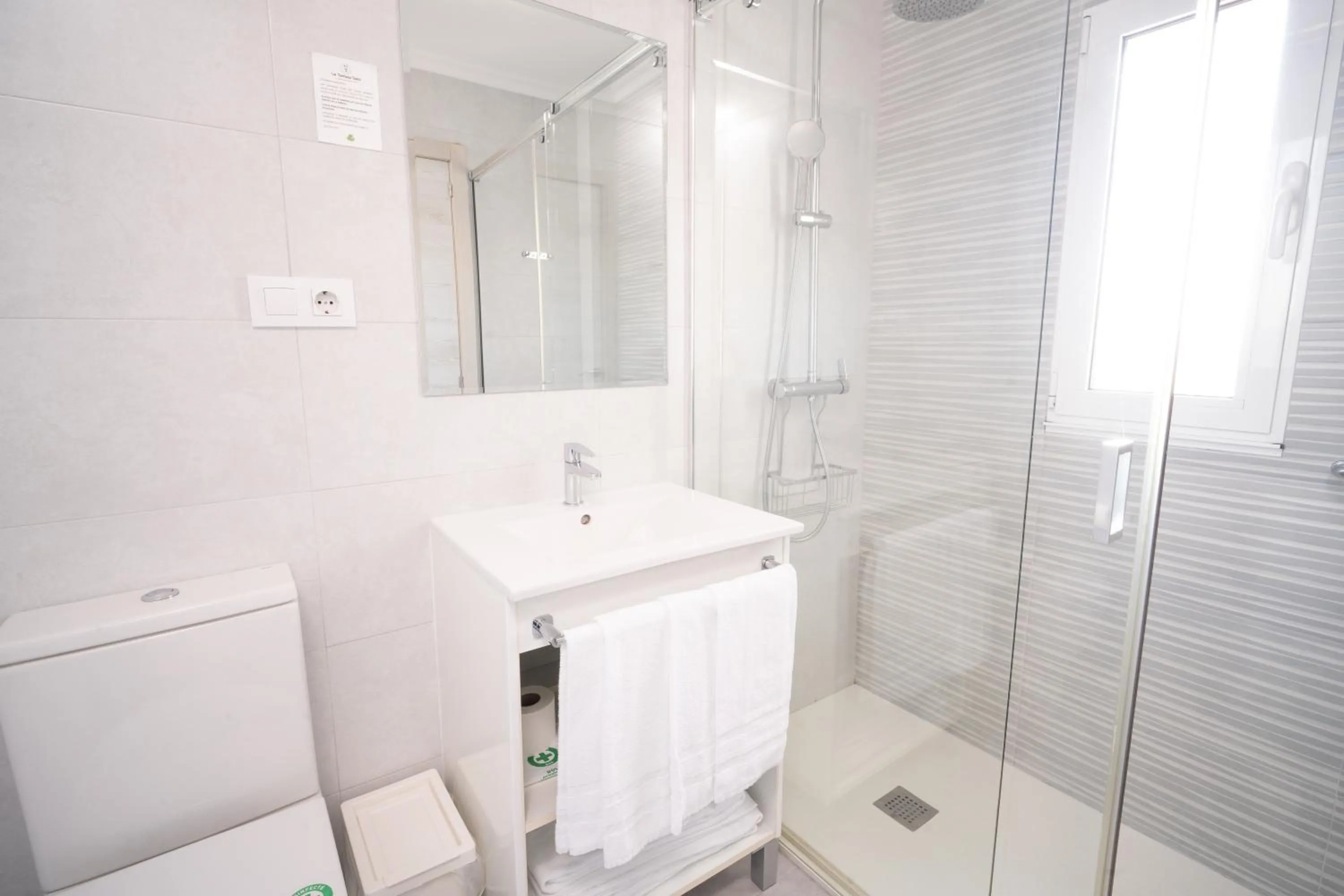 Bathroom in Hotel La Terraza