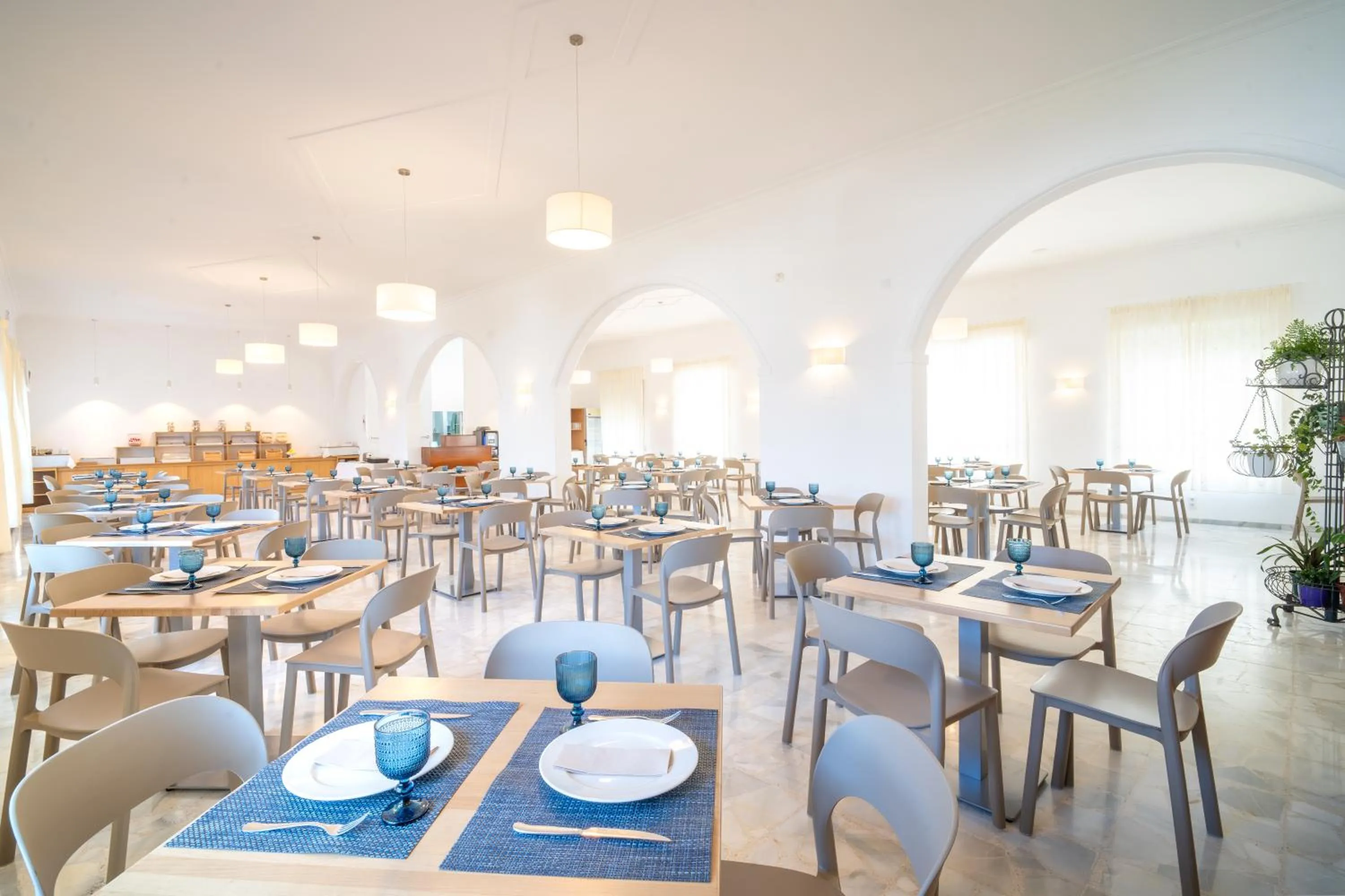 Restaurant/places to eat in Hotel La Terraza