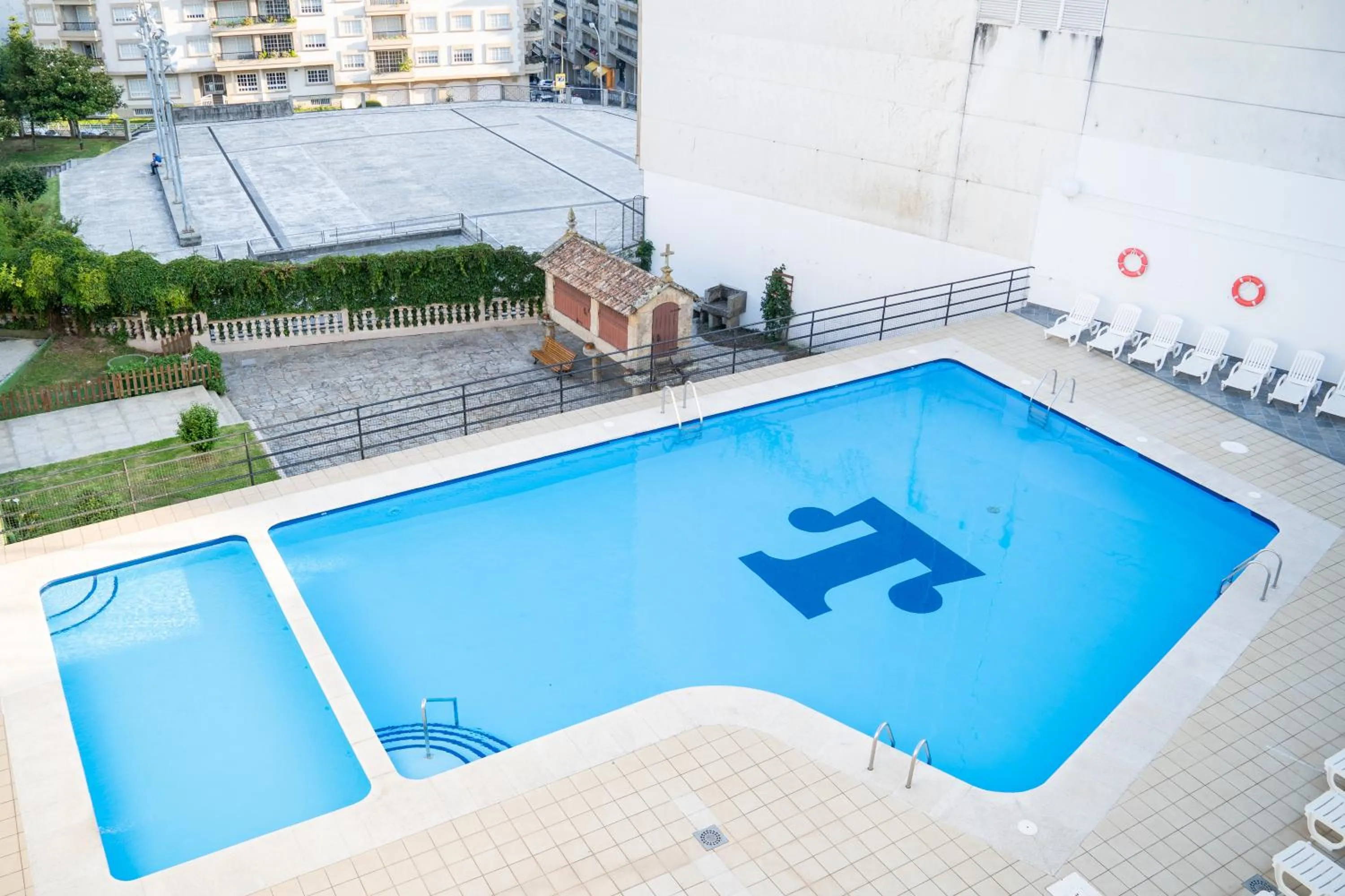 Swimming pool in Hotel La Terraza