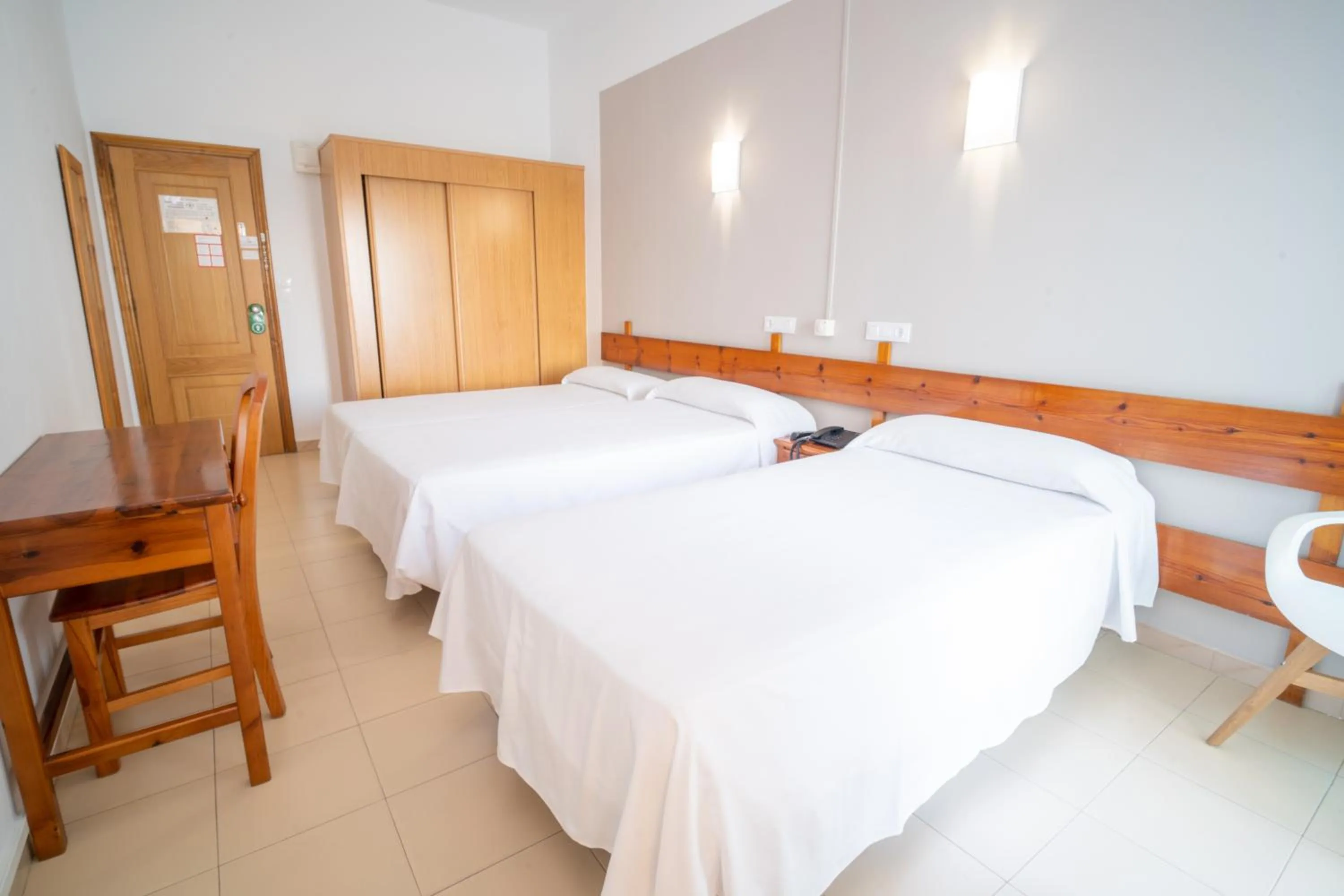 Bed in Hotel La Terraza