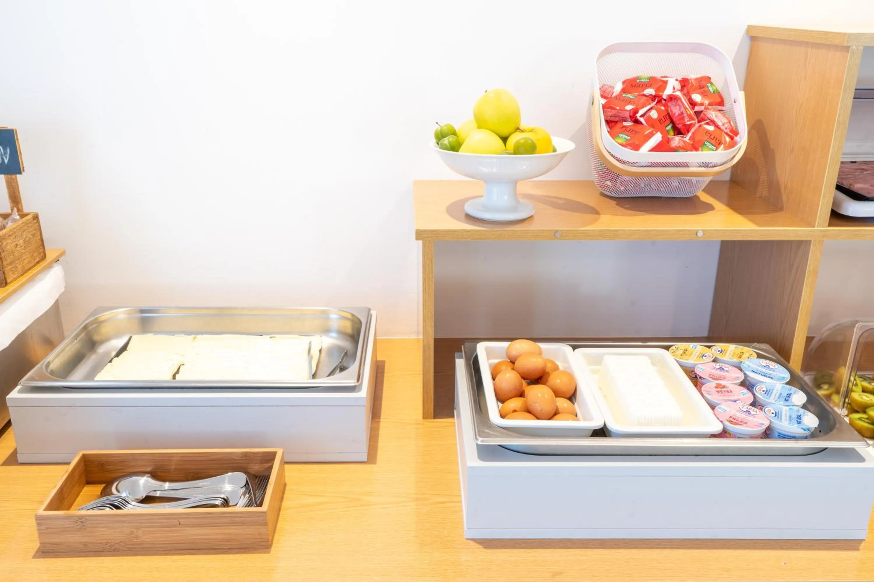 Buffet breakfast in Hotel La Terraza