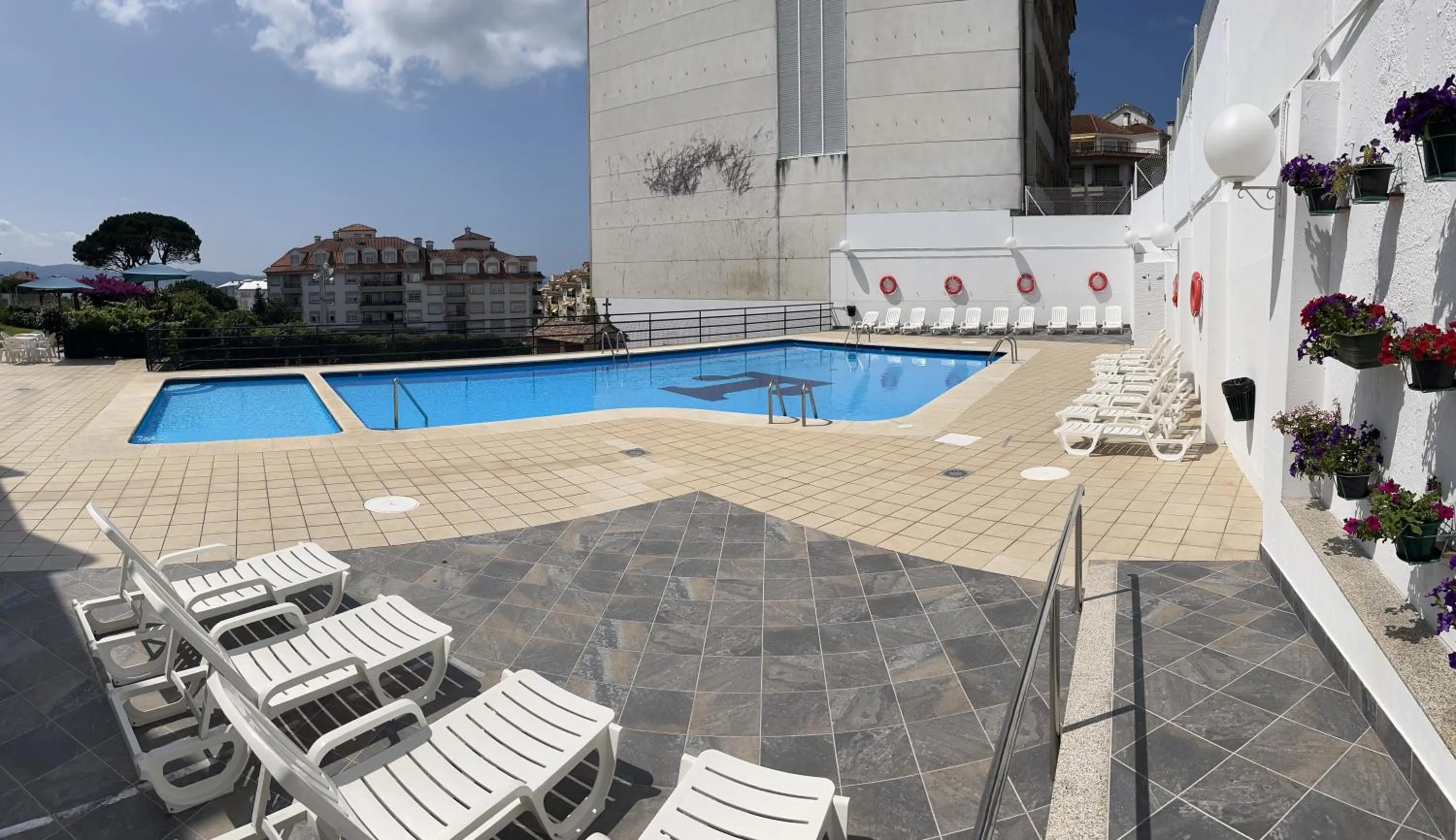 Swimming pool in Hotel La Terraza