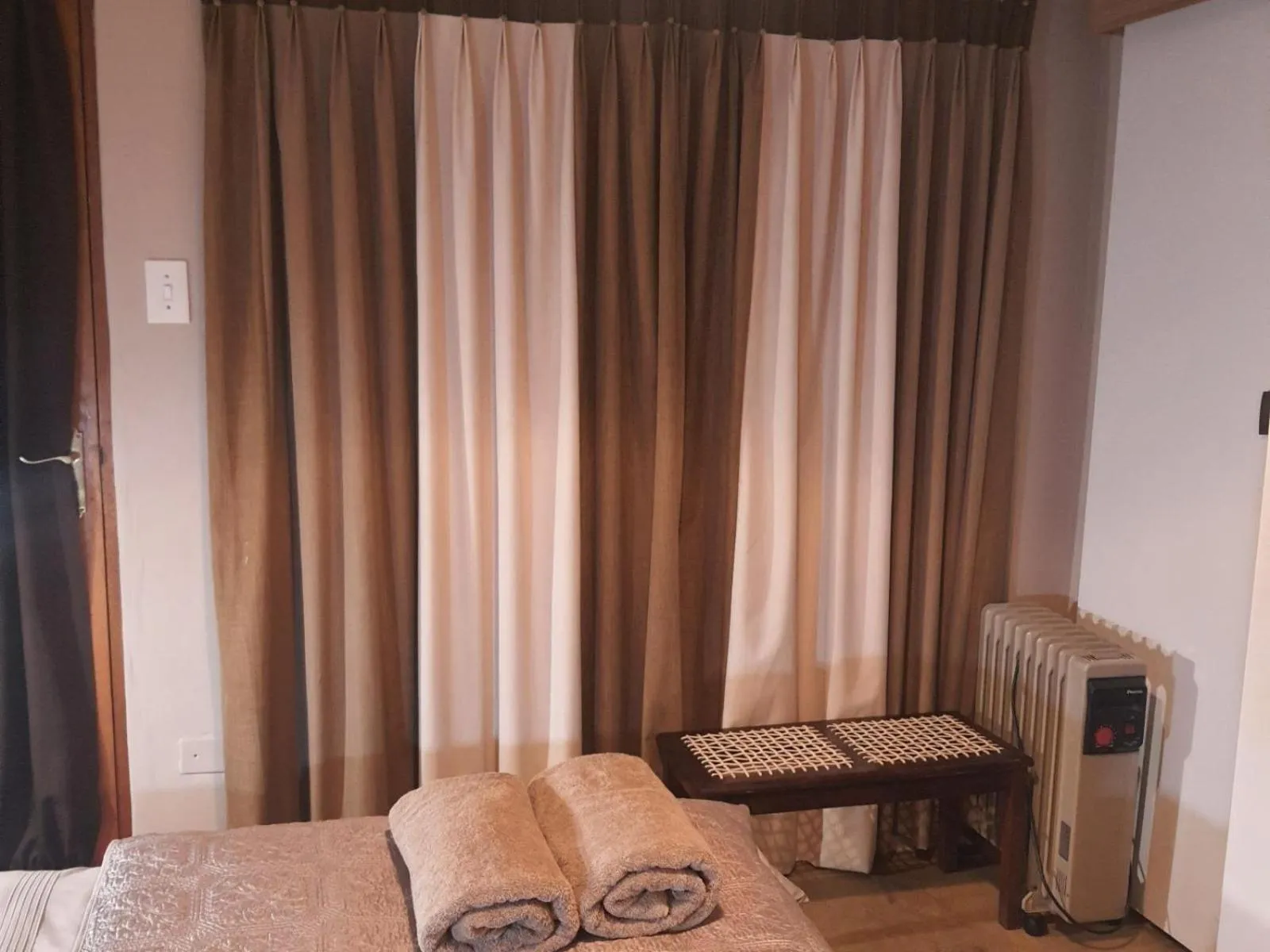 Bed in Gemsbok Cottage