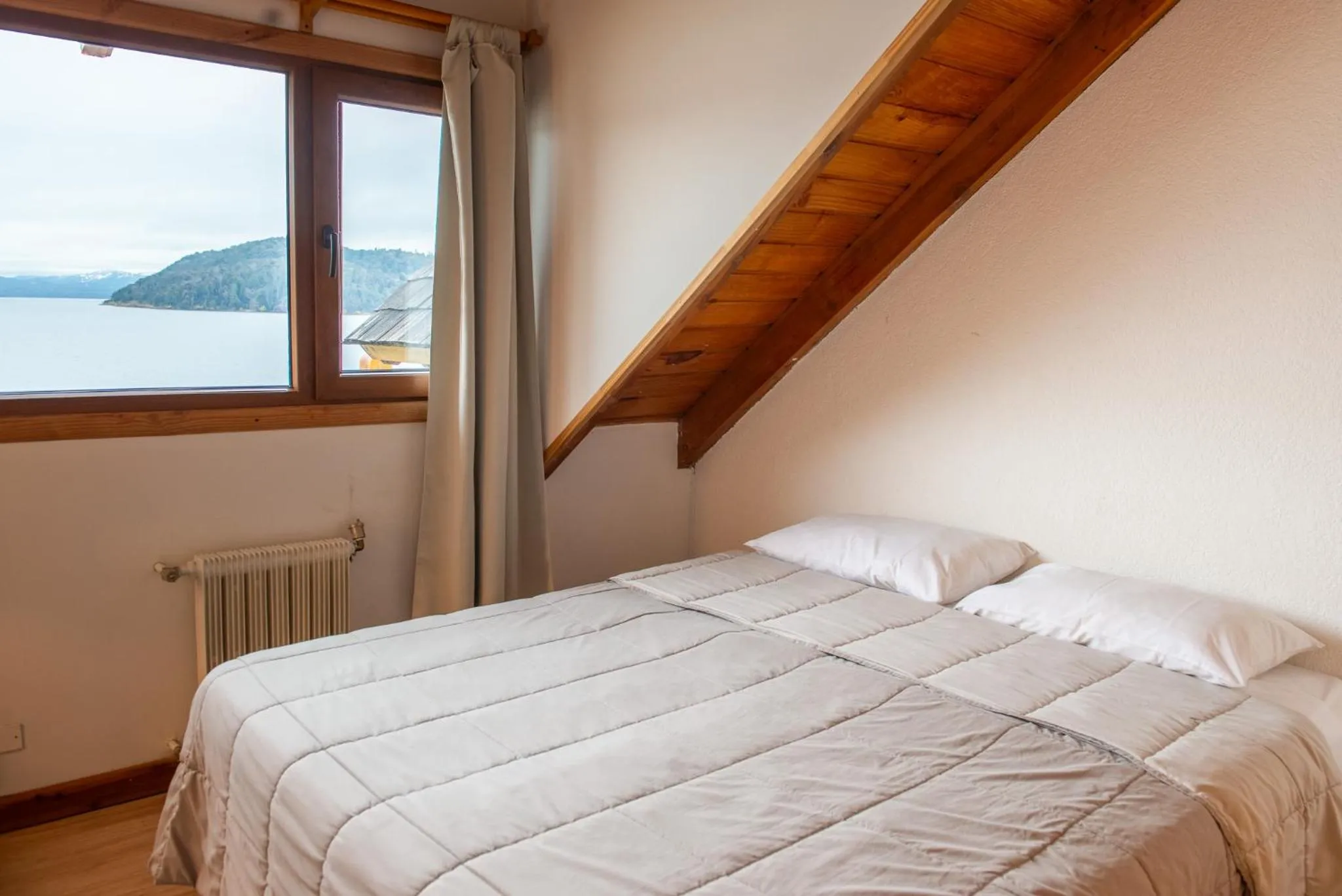 Bed in Apart Del Lago