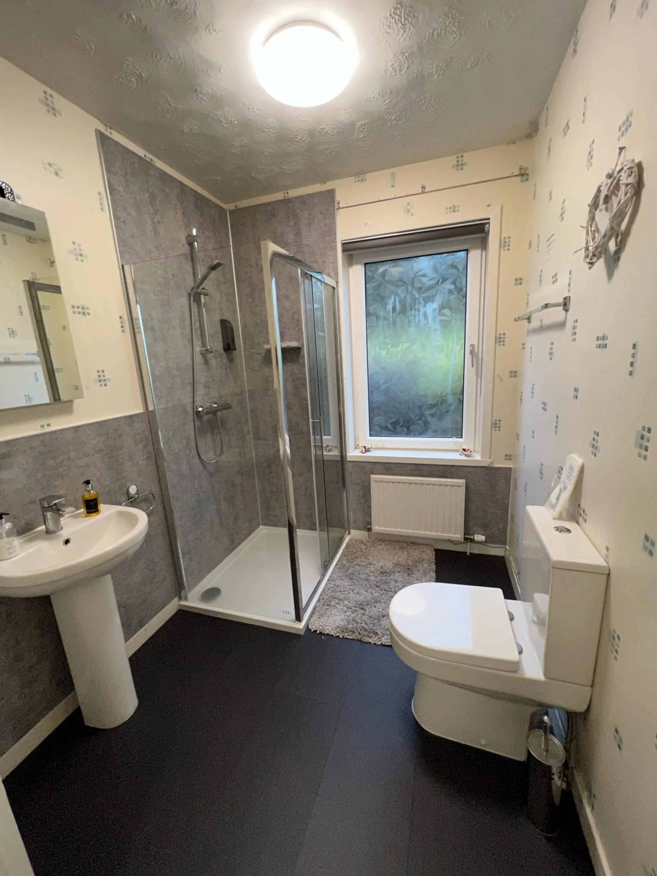 Shower in The Sheiling B&B - NC 500