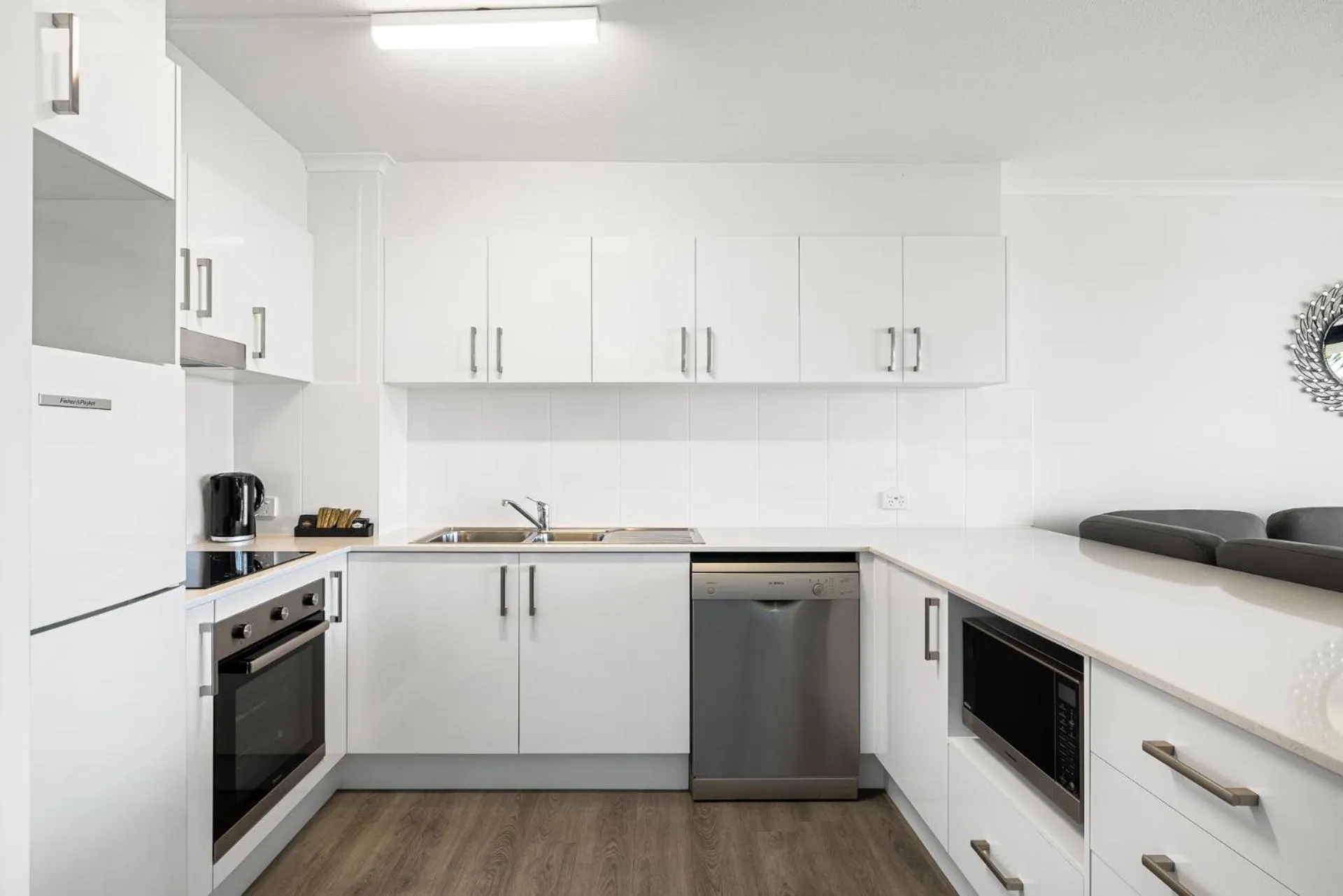 Kitchen or kitchenette in South Pacific Plaza - Official