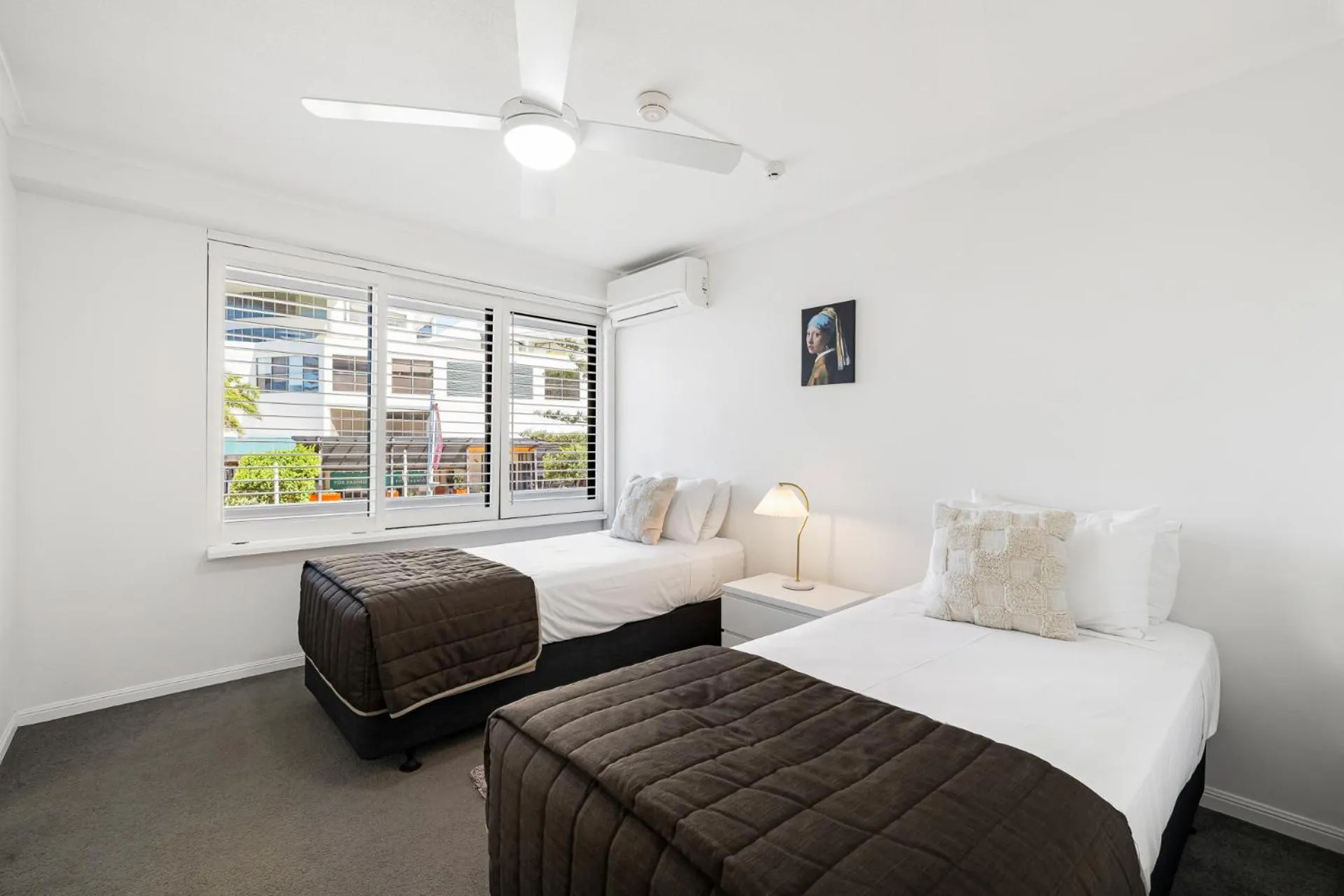 Bed in South Pacific Plaza - Official