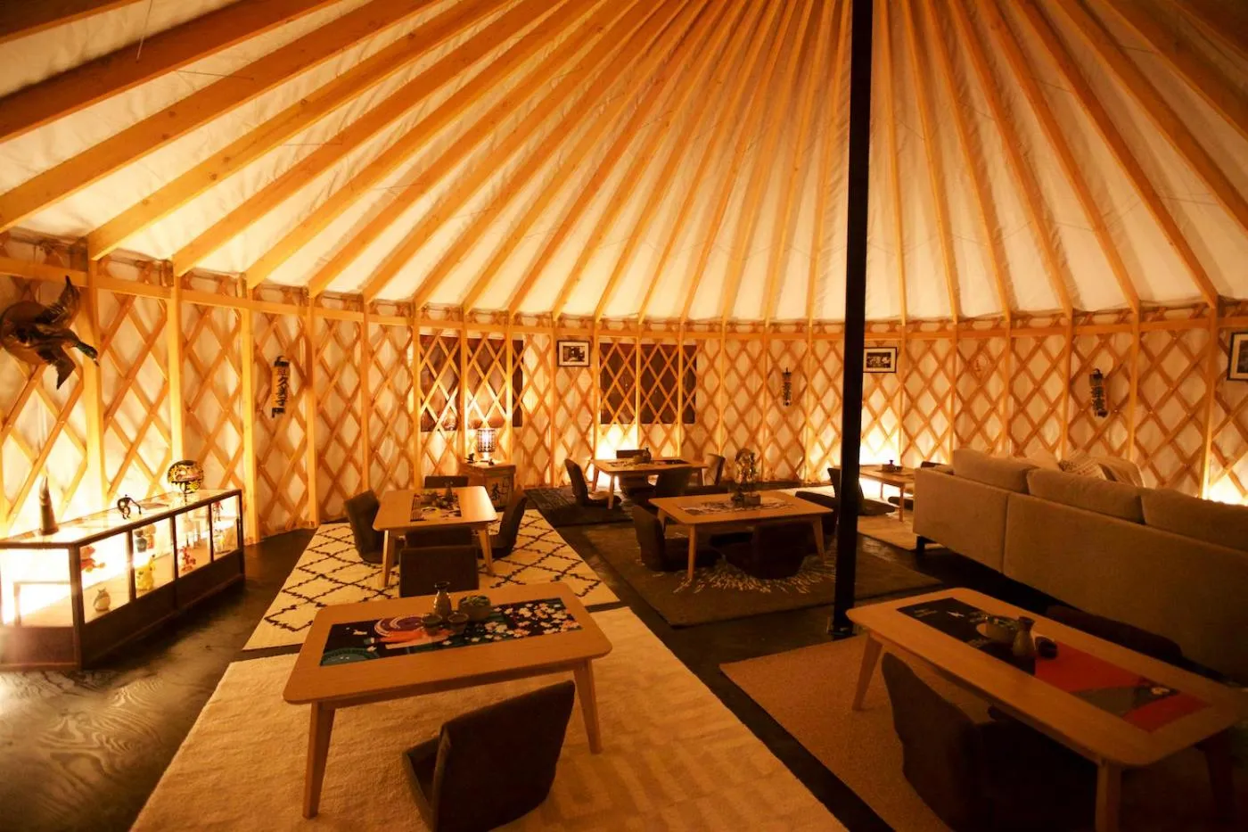 Restaurant/places to eat in Snowball Chalet at Madarao Mountain