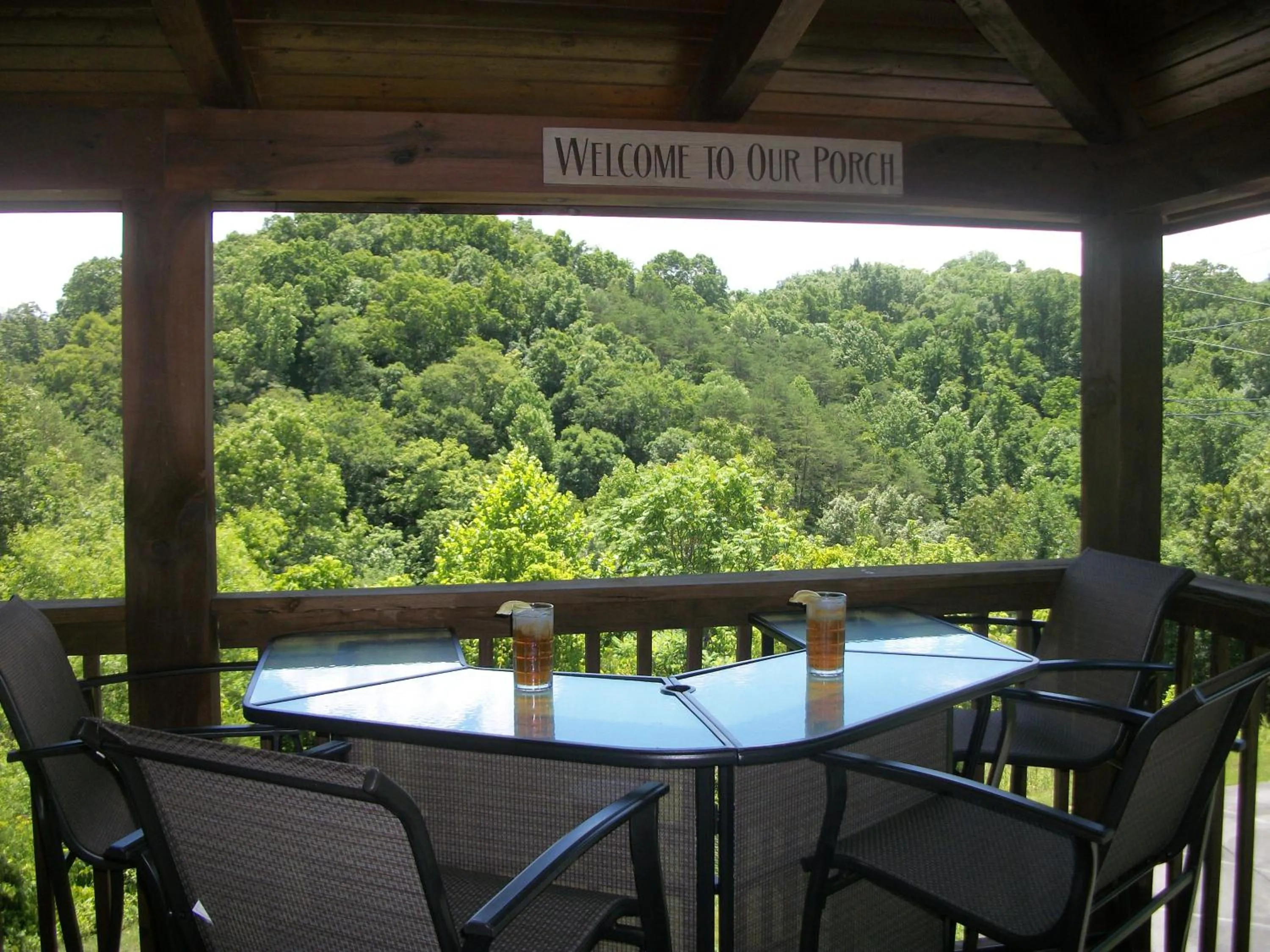 Evening entertainment in Southern Grace