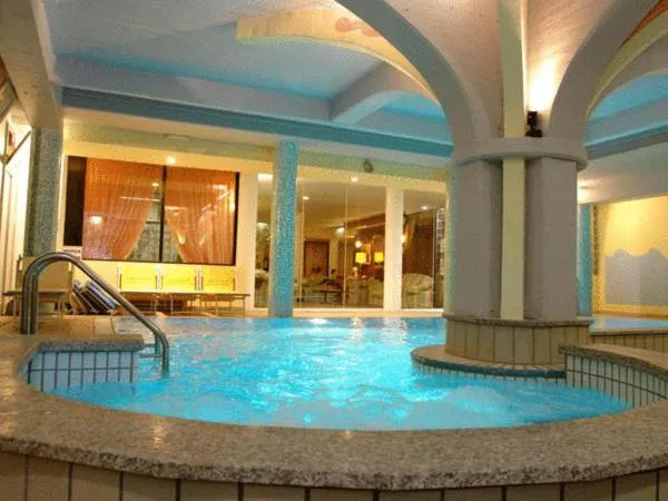Swimming pool in Hotel Ferrari
