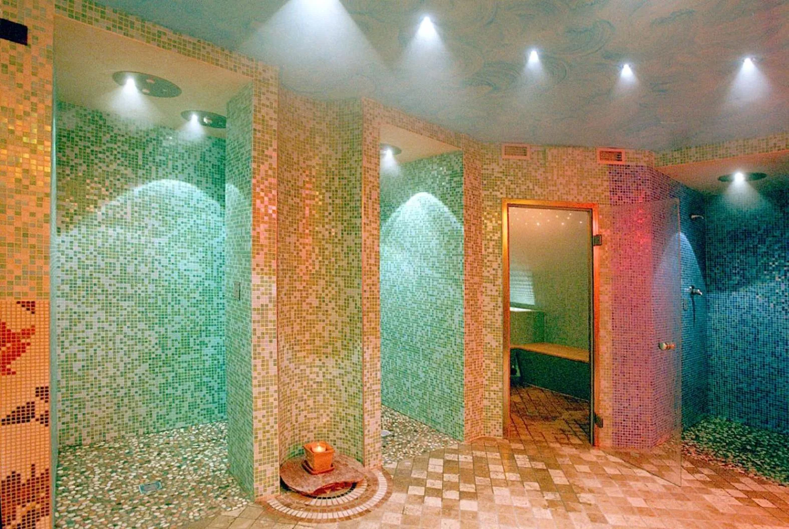 Steam room in Hotel Ferrari