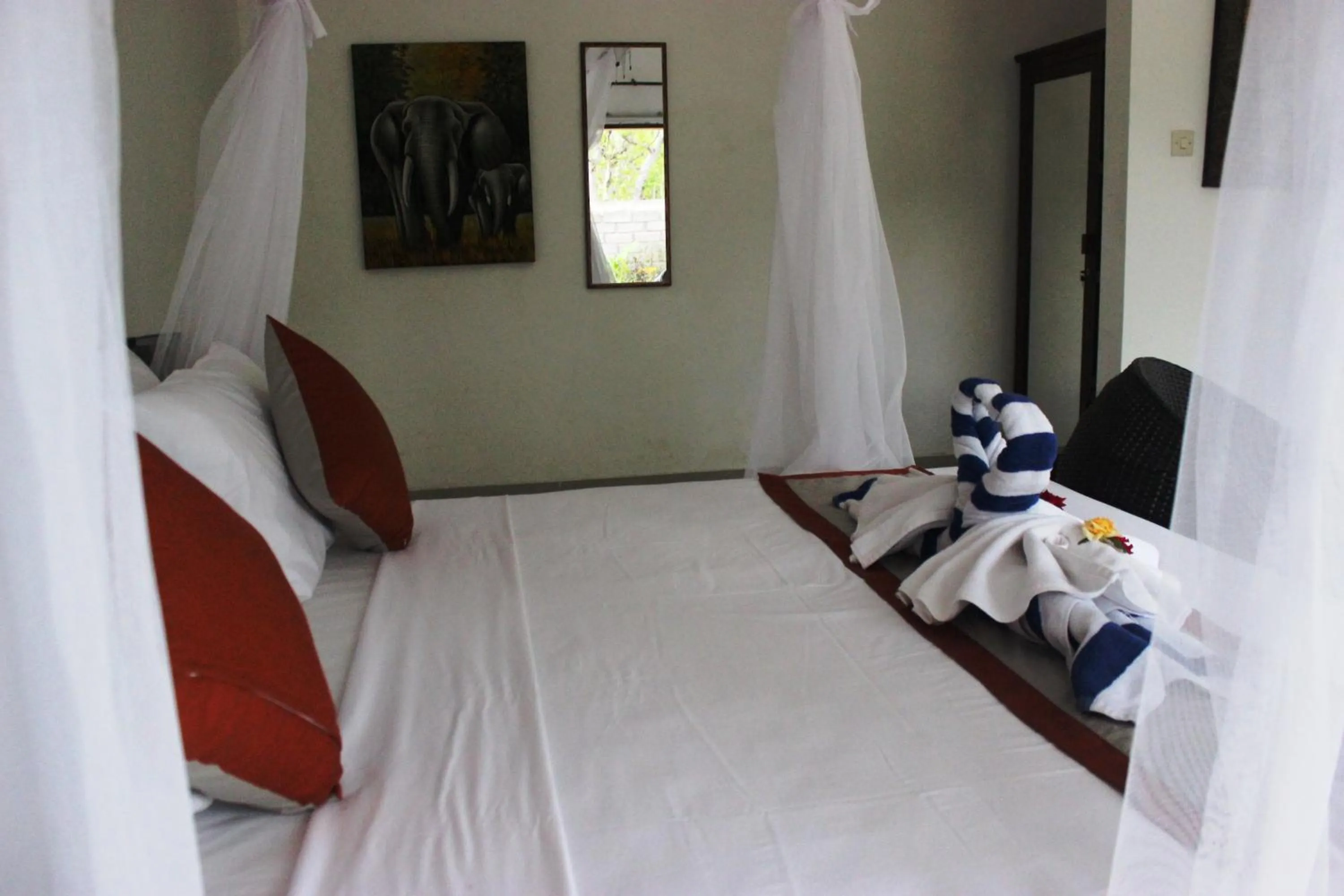 Other, Bed in The Barari Villas
