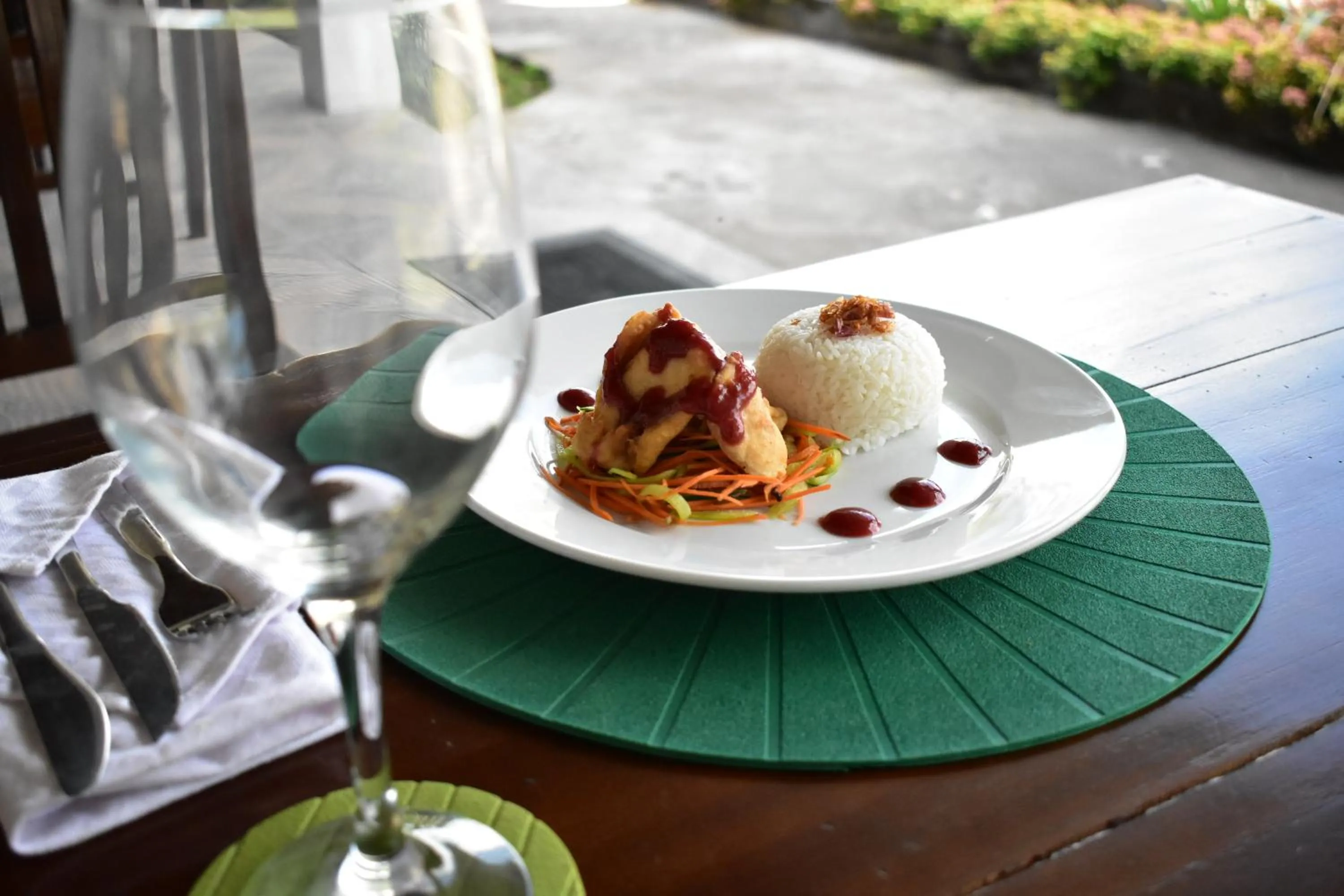 Food and drinks in The Barari Villas