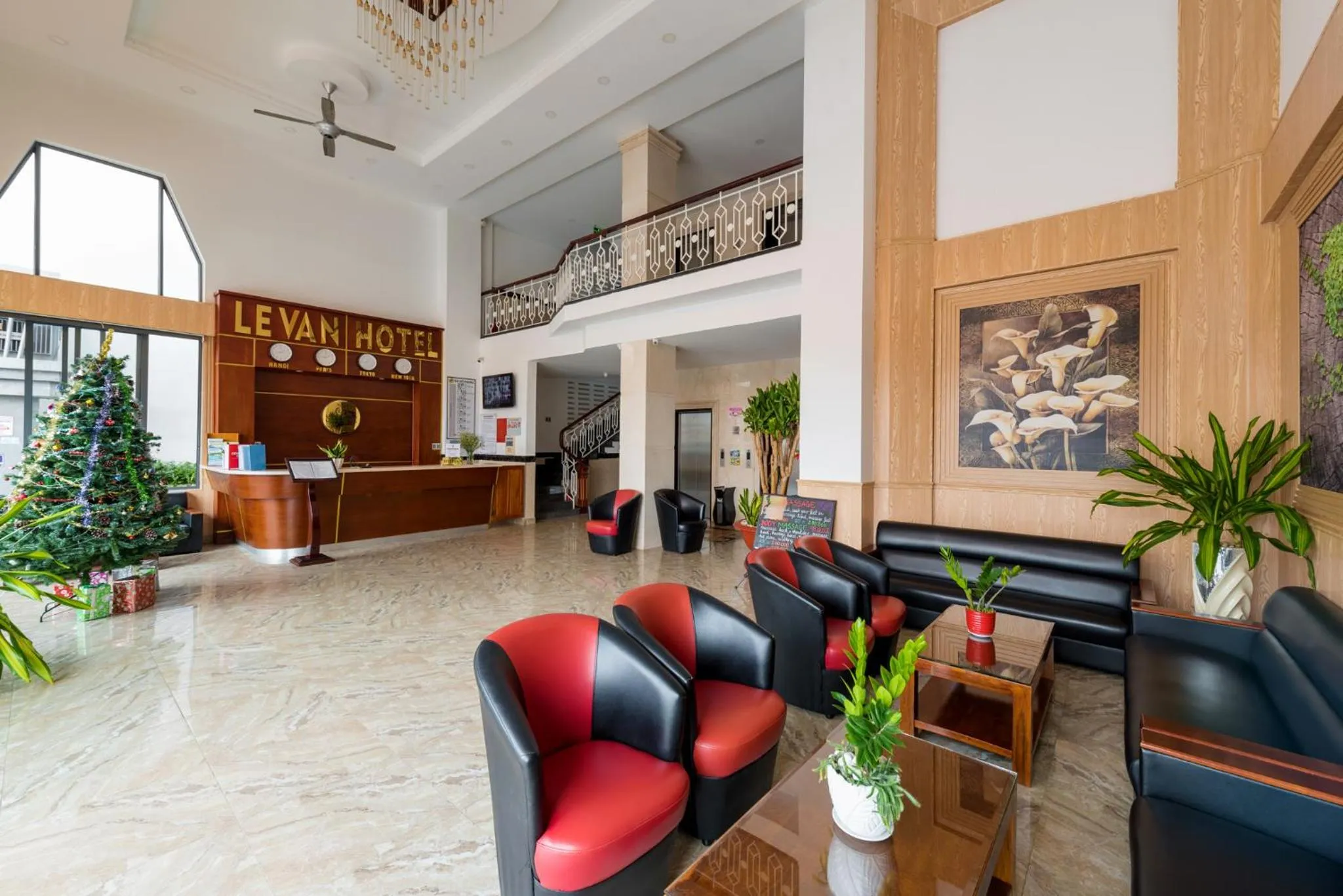 Lobby or reception in Levan Hotel