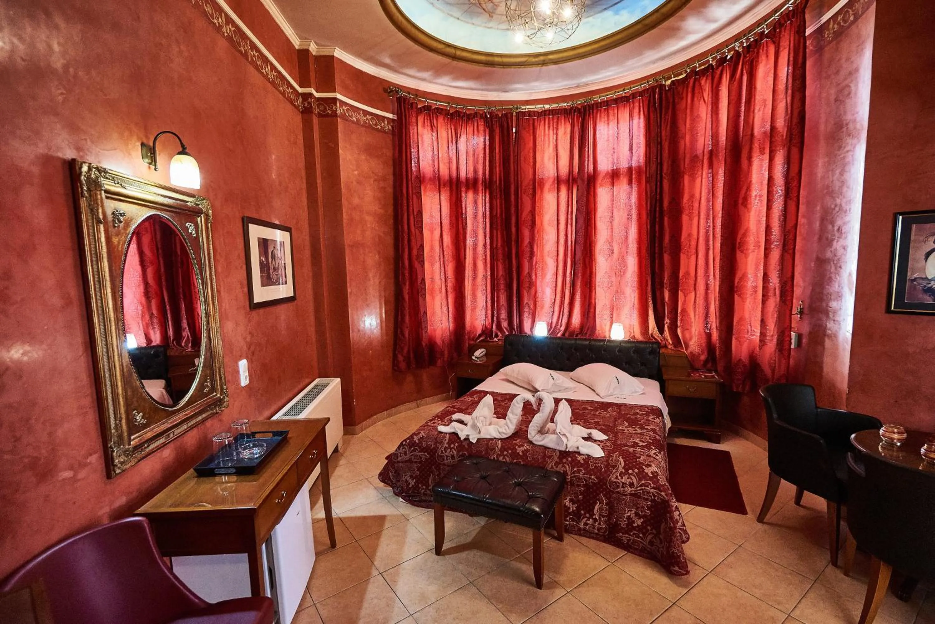 Photo of the whole room, Bed in Exis Hotel