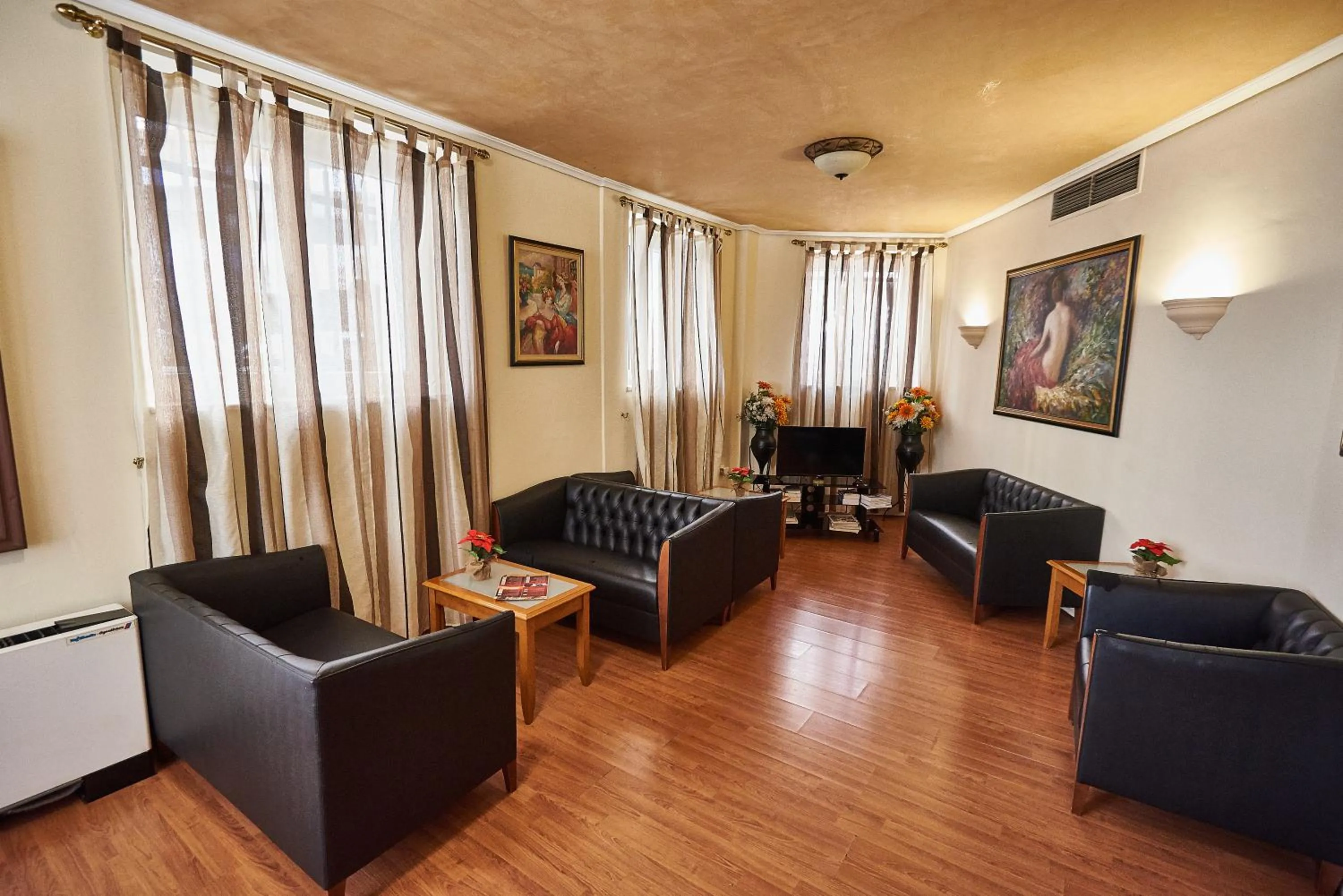 Living room in Exis Hotel