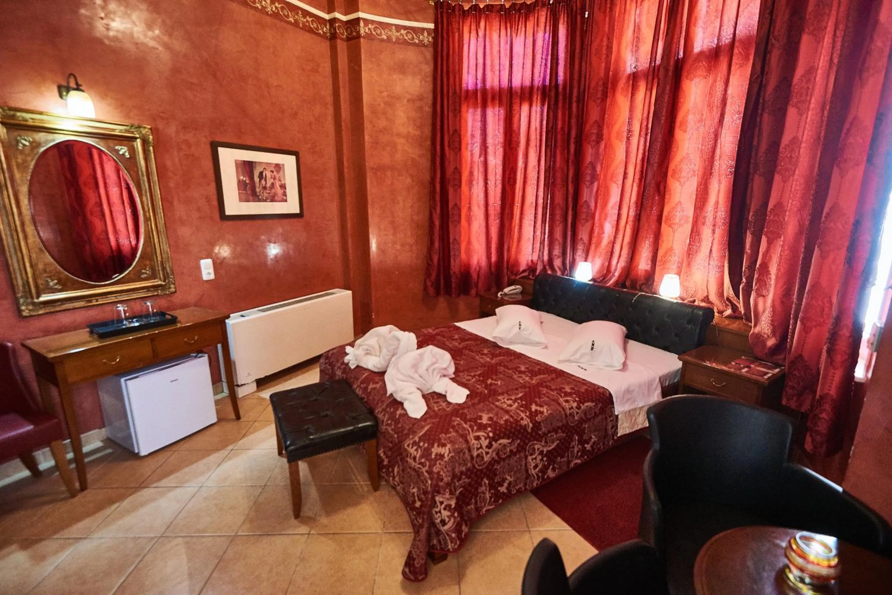 Bedroom, Bed in Exis Hotel