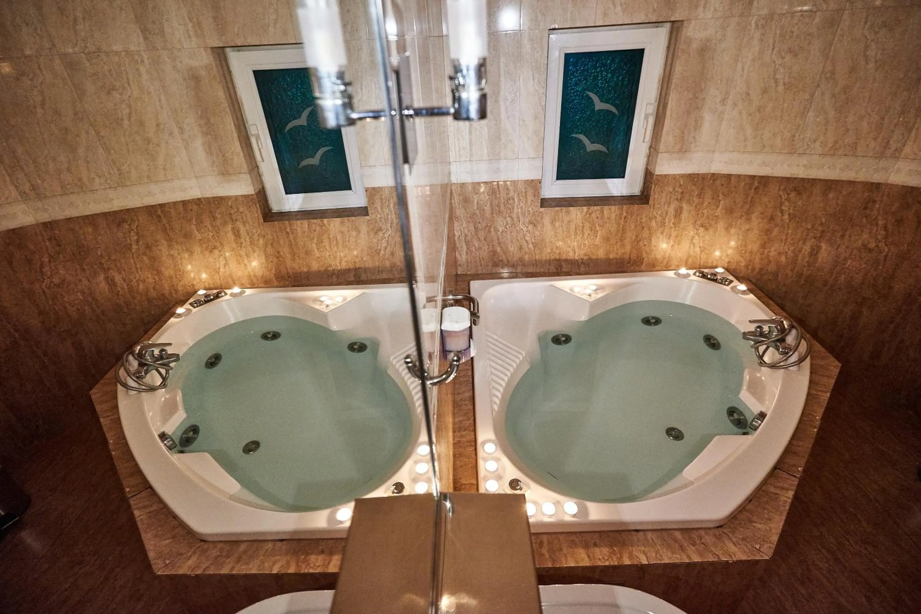 Hot Tub in Exis Hotel