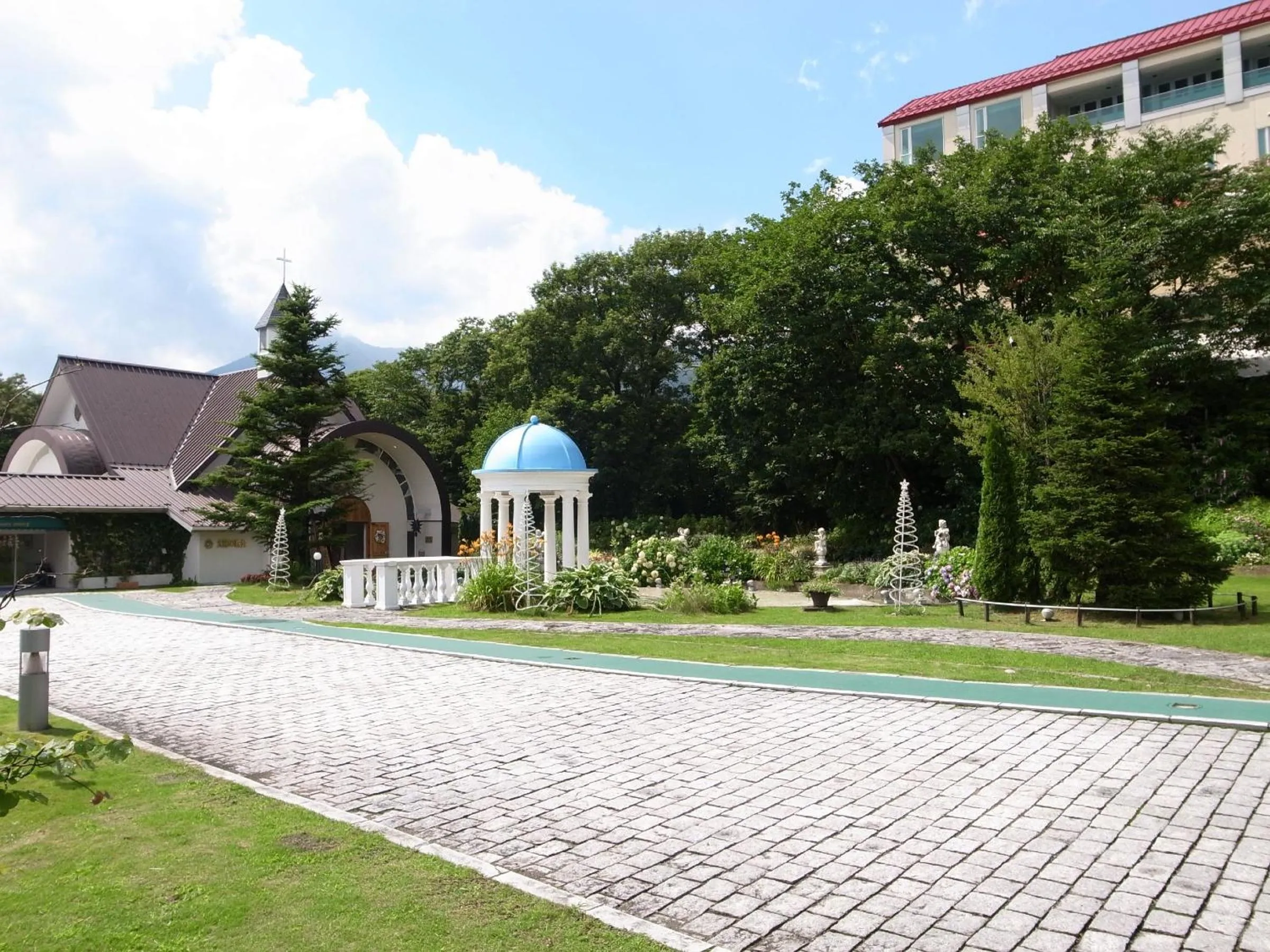 Property building in Hotel Sunvalley Nasu
