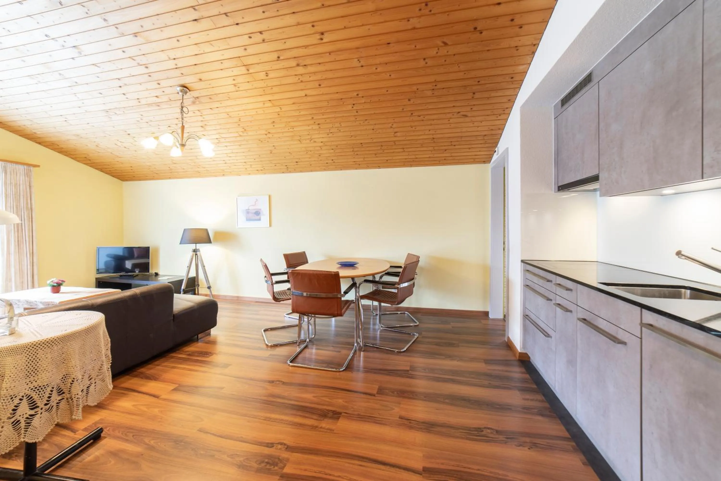 Kitchen or kitchenette in Hotel Sonne