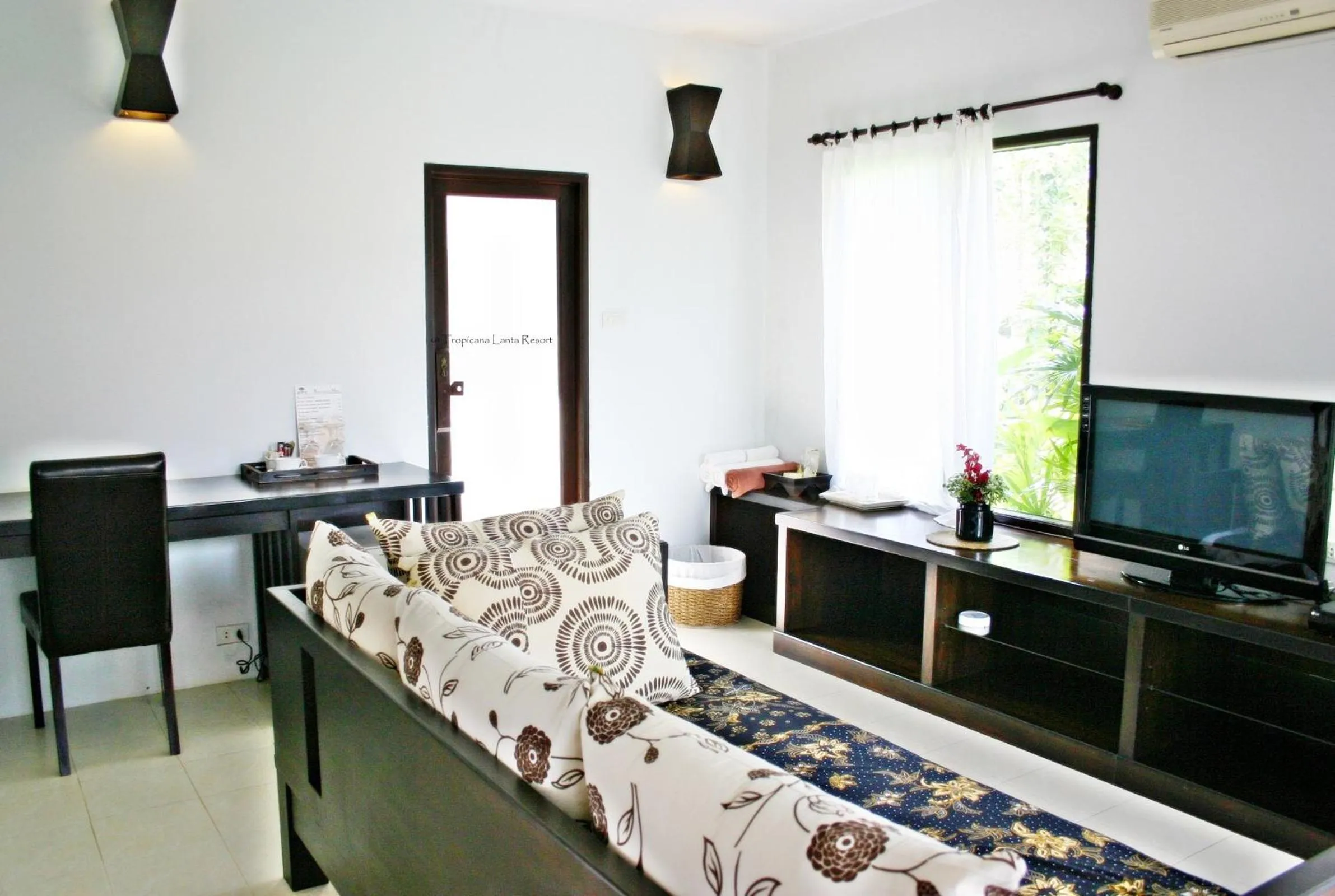 TV and multimedia in Tropicana Lanta Resort