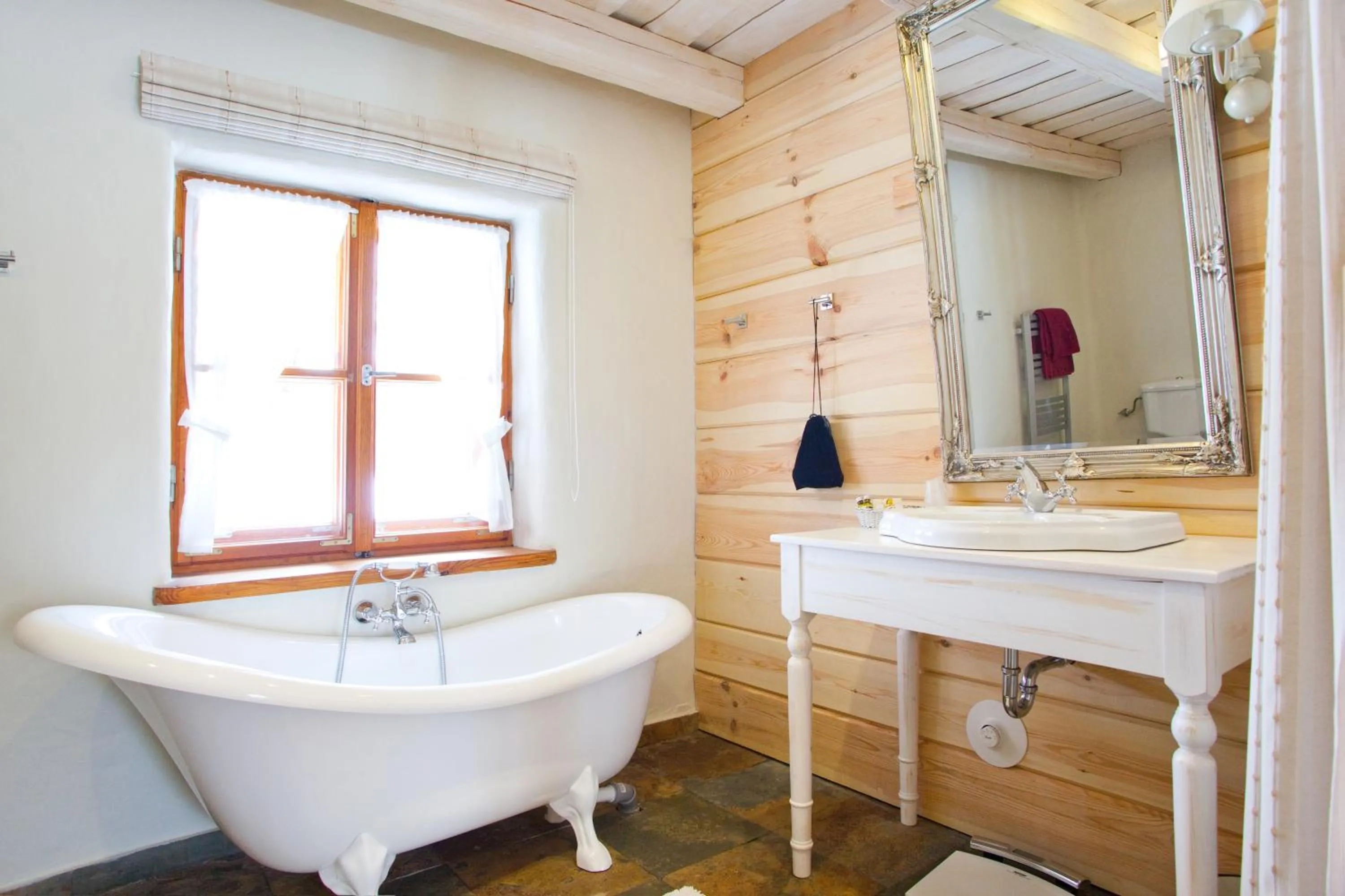 Bathroom in Hotel Głęboczek Vine Resort& Spa