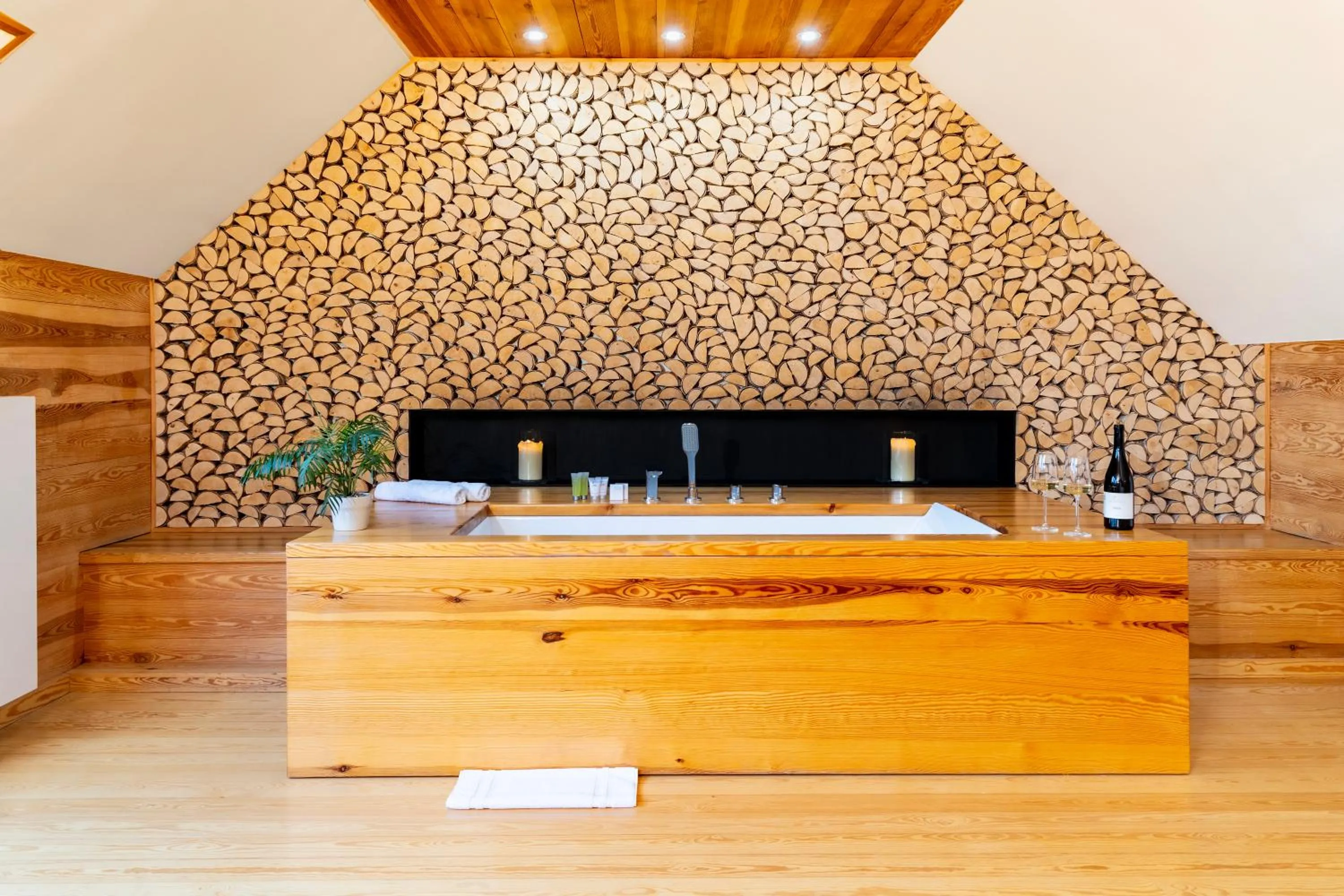 Bath in Hotel Głęboczek Vine Resort& Spa