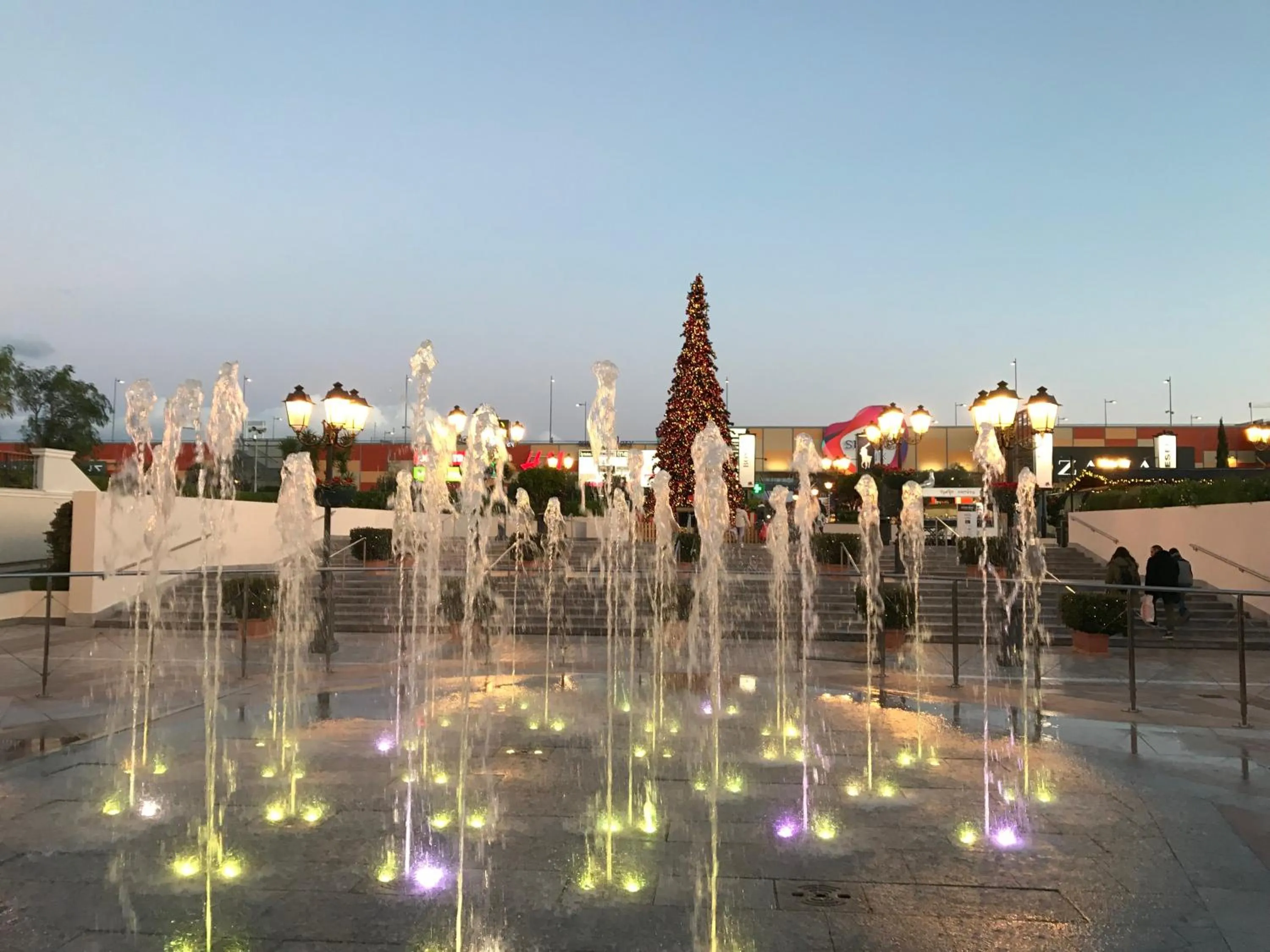 Nearby landmark in Dina's House