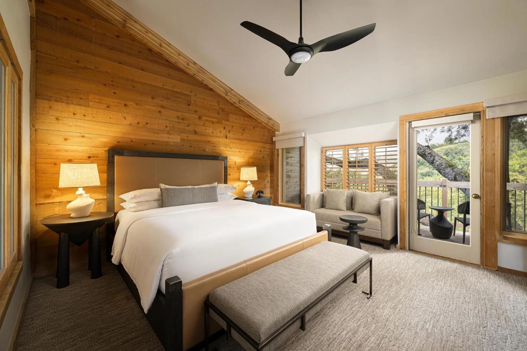 Bed in Alila Ventana Big Sur - Inclusive Resort