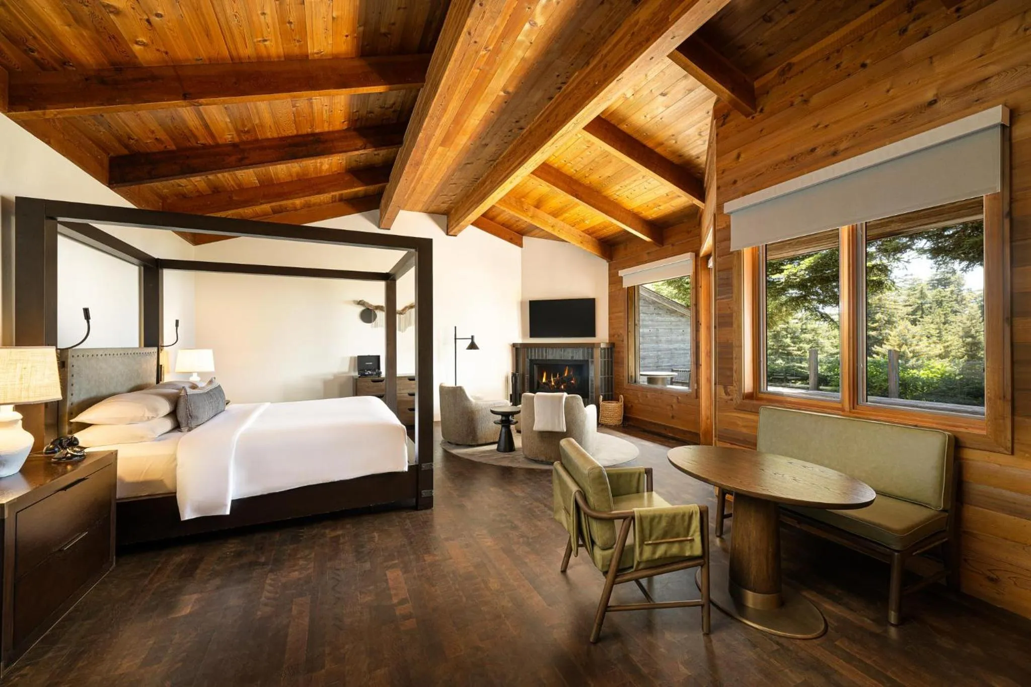 Bed in Alila Ventana Big Sur - Inclusive Resort