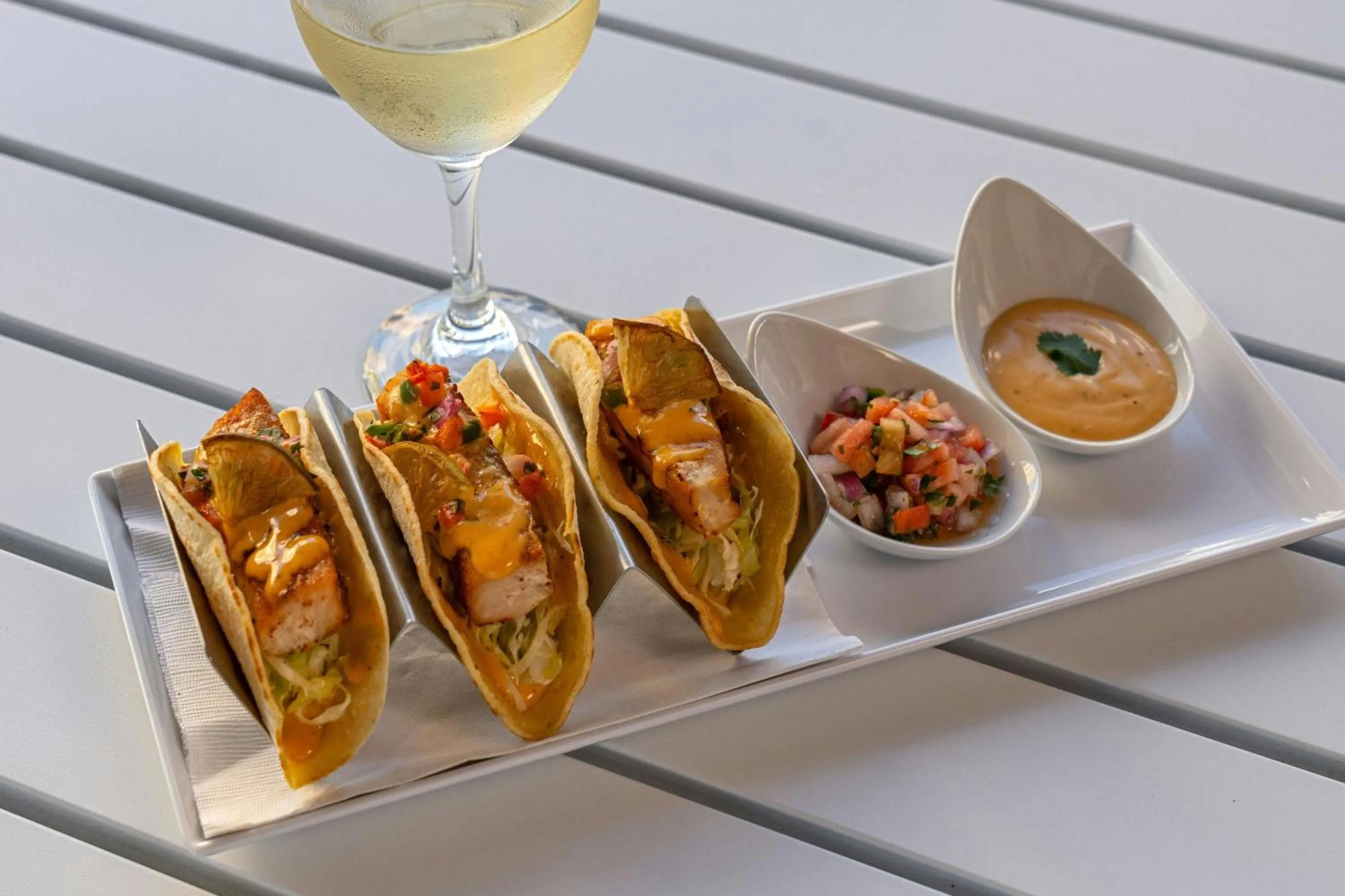 Restaurant/places to eat in Residence Inn Miami Sunny Isles Beach