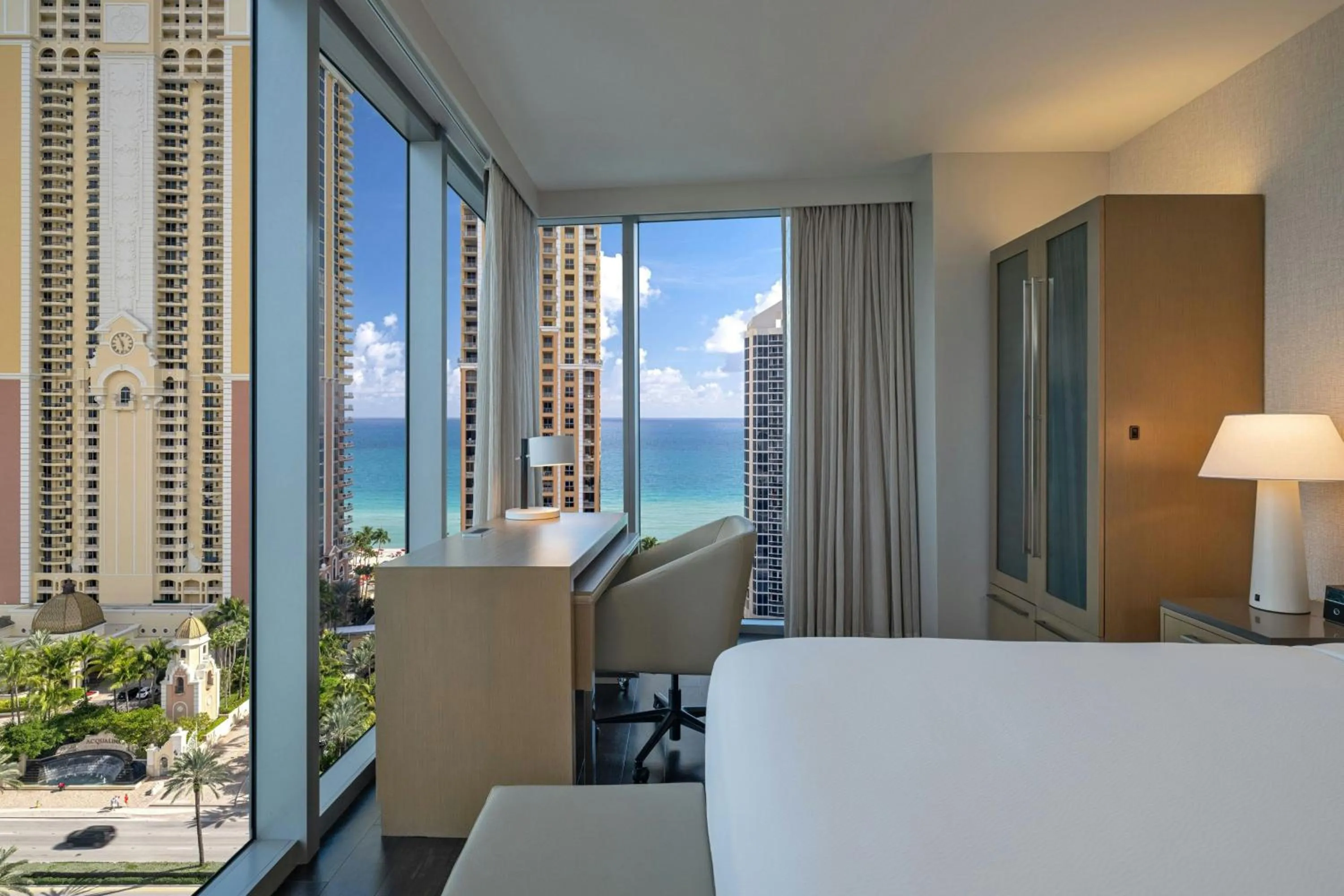 Bedroom in Residence Inn Miami Sunny Isles Beach